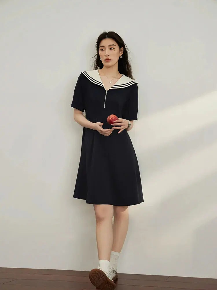 Chic Navy Contrast Zip Dress