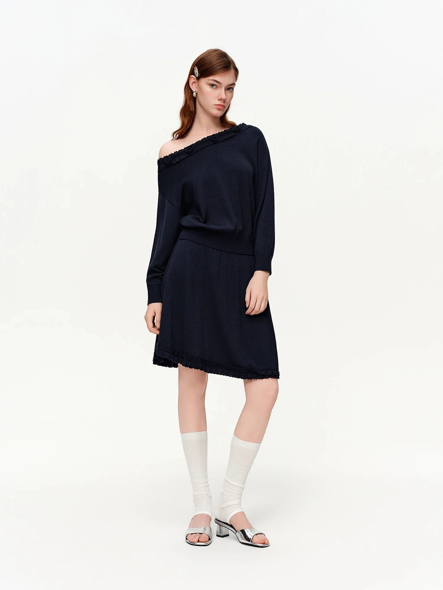 Stylish Trimmed Knit Set Off-Shoulder Top & Mini Skirt
