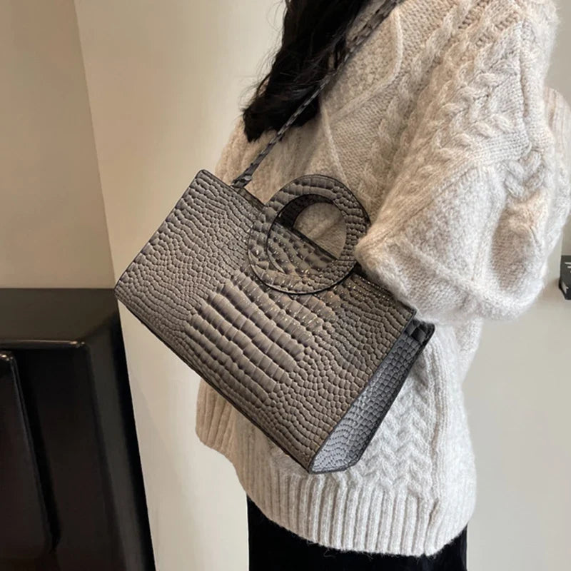 Luxury Crocodile Pattern Women's Handbag | Fashion Shoulder & Crossbody Bag (Famous Brand Designer PU Leather, Large Capacity)