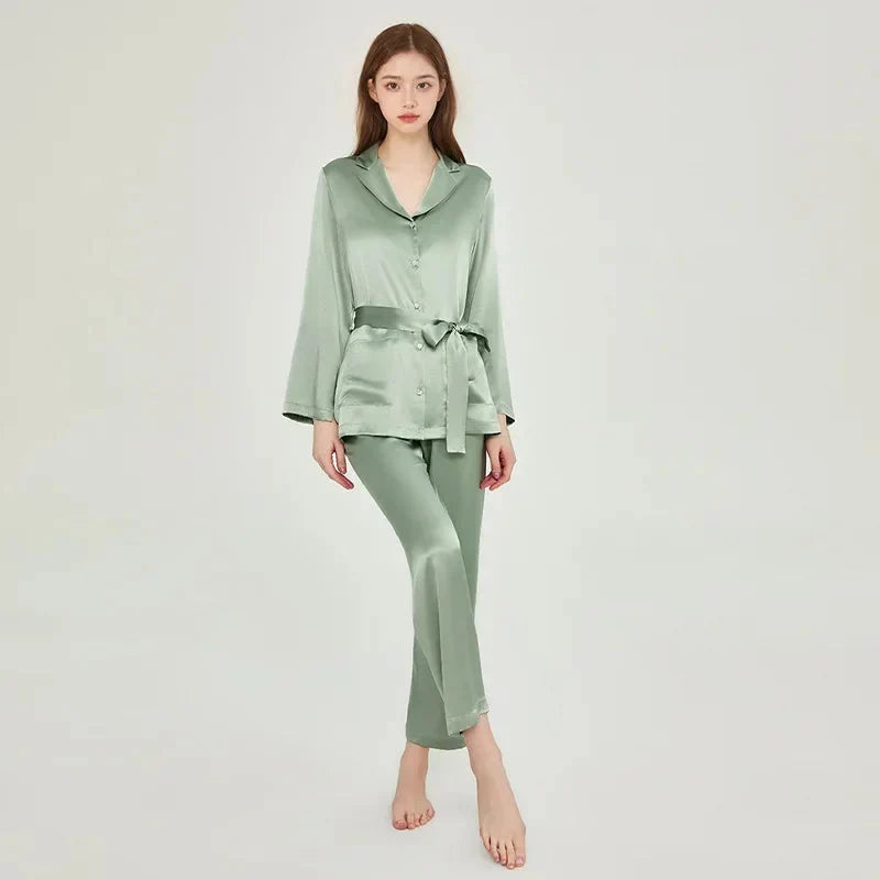 Women’s Mulberry Silk Button-Down PJs Diamond Trim Set