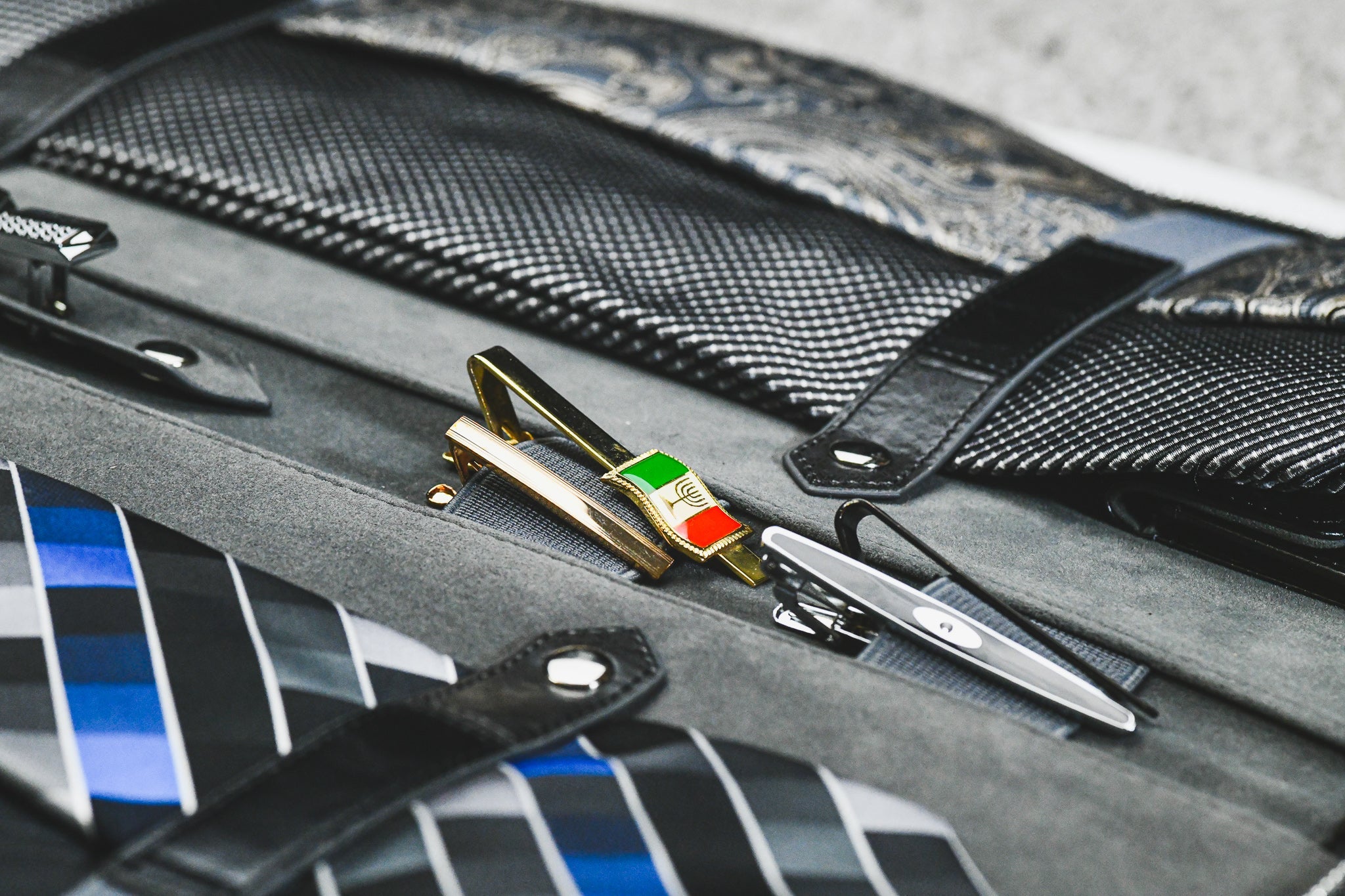 Tie Case for Travel - Graphite Black