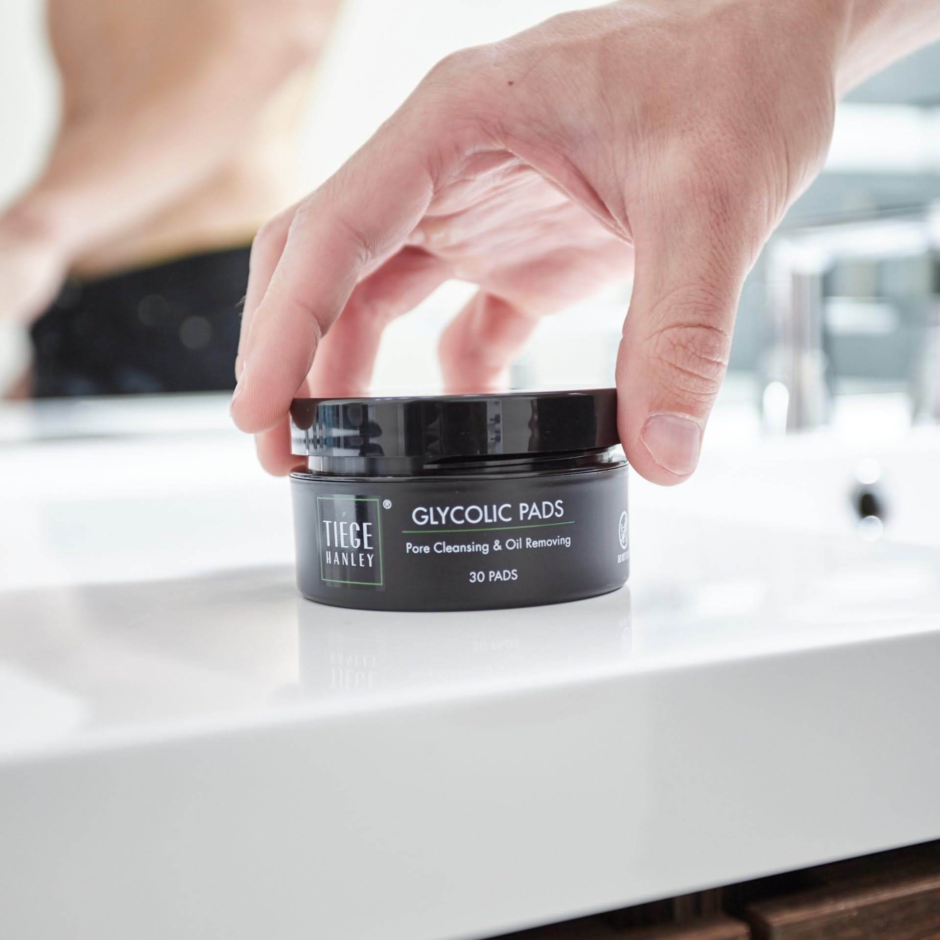 Glycolic Pads for Men