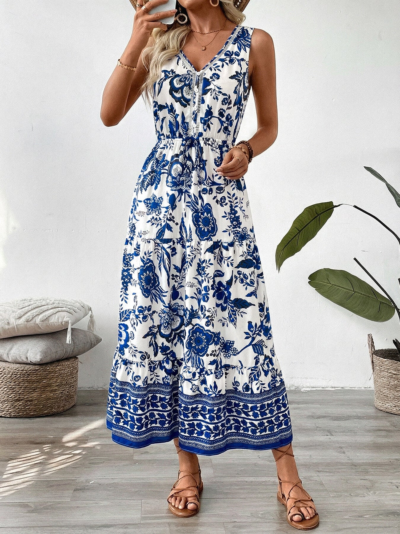 Floral Print Sleeveless V-neck Midi Dress