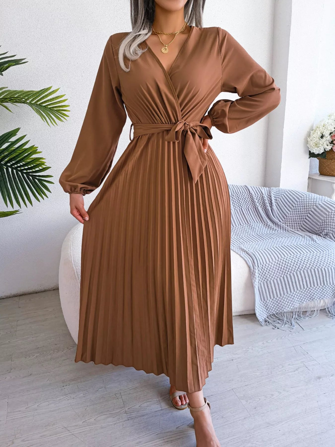 Elegant Pleated Front Tie Long Sleeve Dress