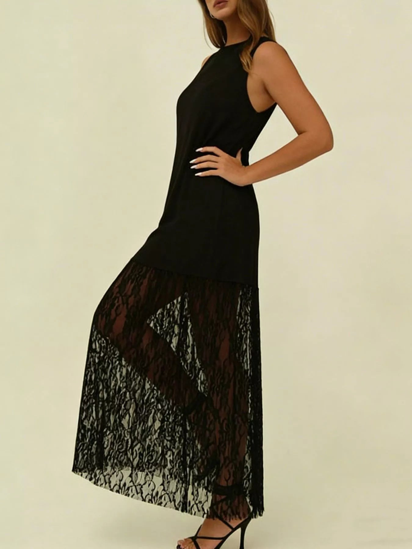 Plus Size Sleeveless Lace Trim Maxi Dress