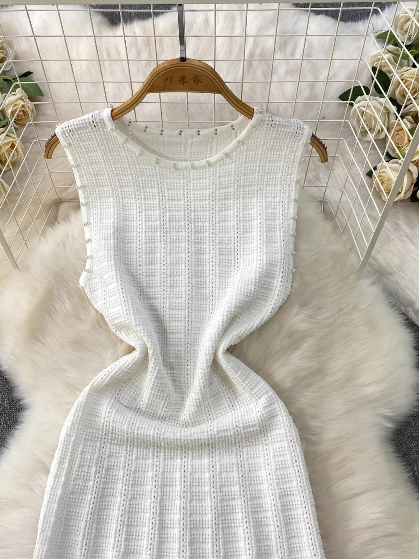 Textured Knit Sleeveless Midi Dress