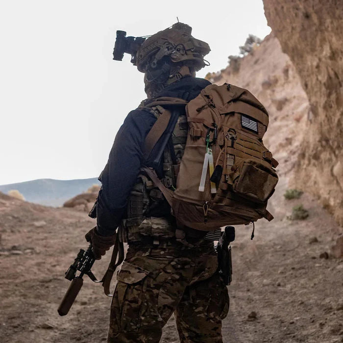 Vertx Siege 25L - Rapid Access CCW & Expandable Helmet Storage - Mission-Ready