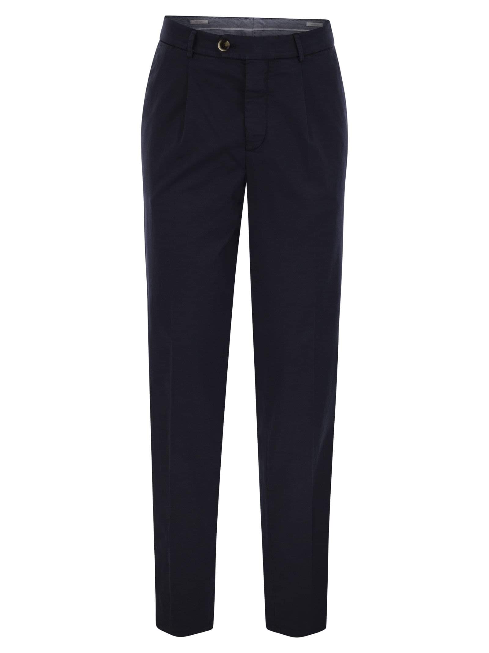 Brunello Cucinelli Men Garment-Dyed Leisure Fit Trousers In American Pima Comfort Cotton With Pleats