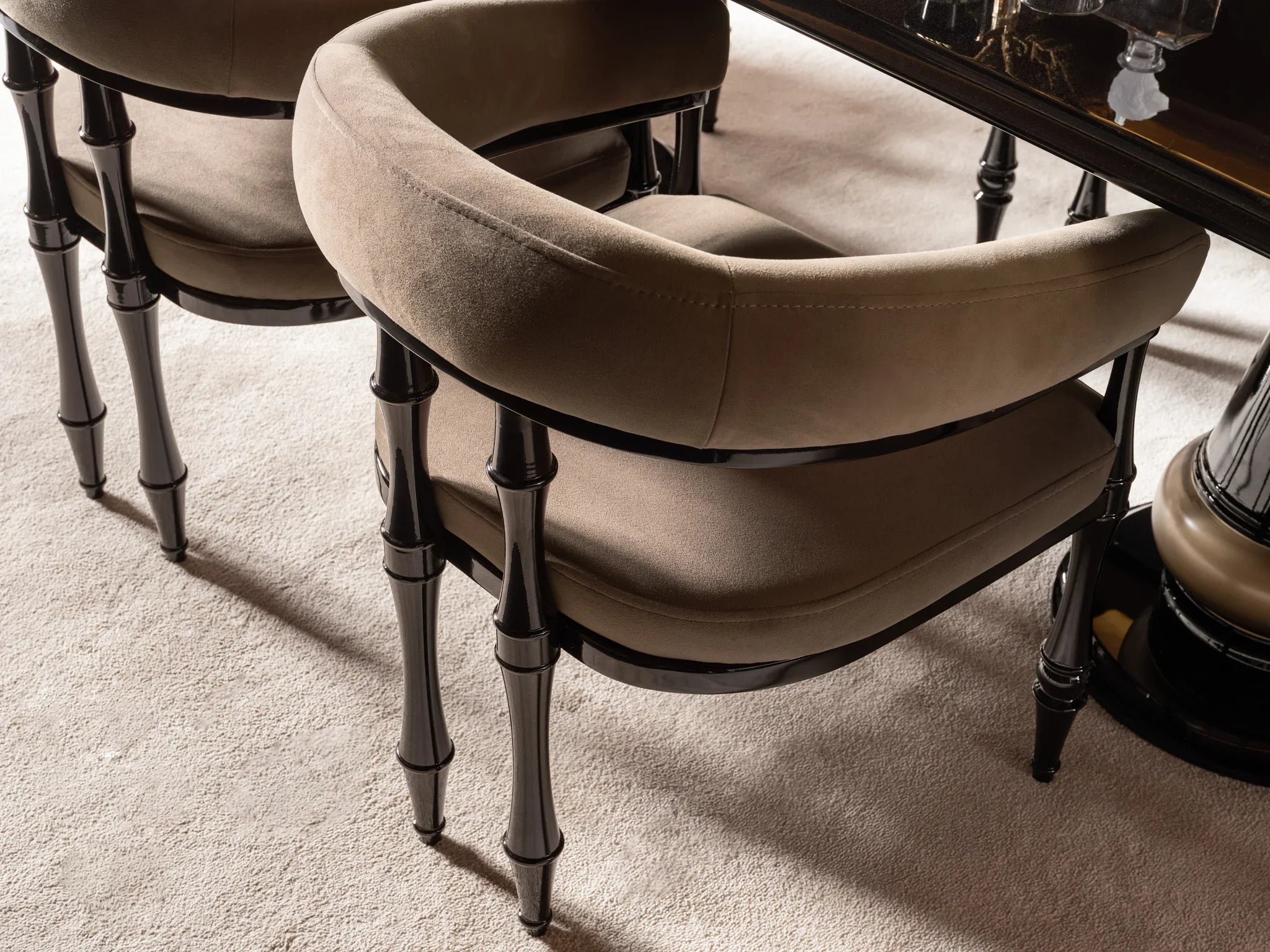 Ashford Dining Room Set