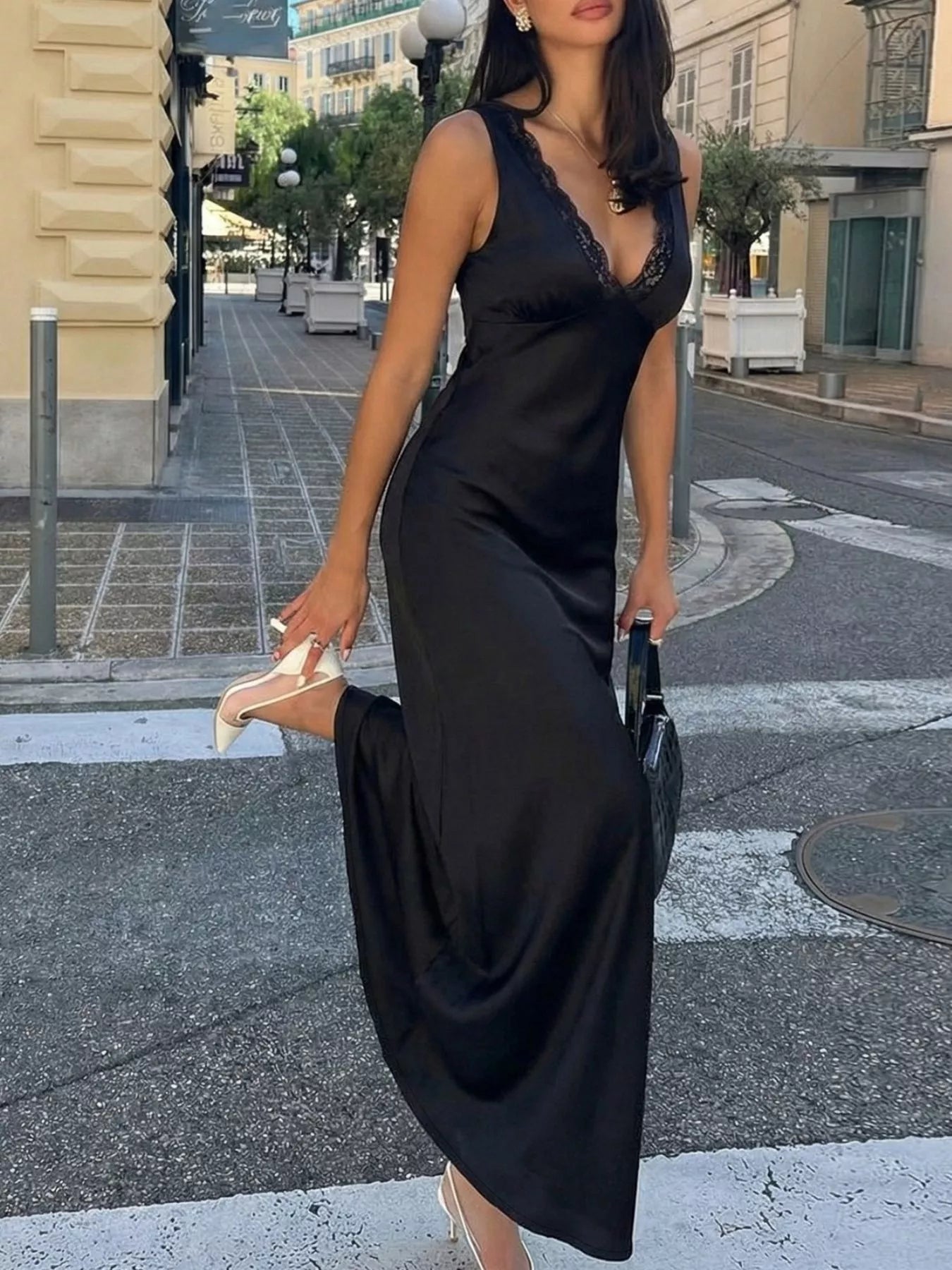 Lace Trim V-Neck Sleeveless Maxi Dress