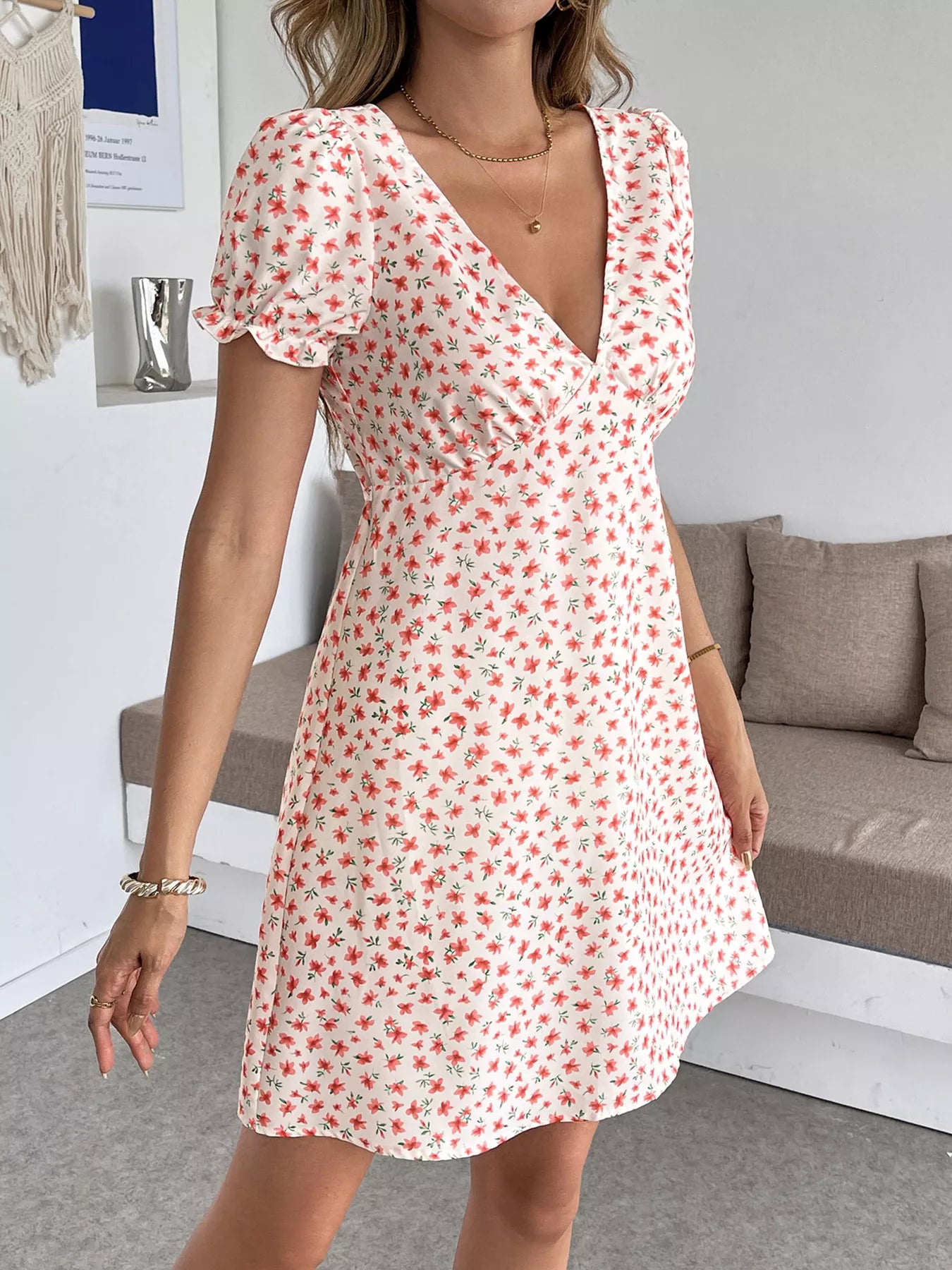 Floral Print V-Neck Puff Sleeve Mini Dress