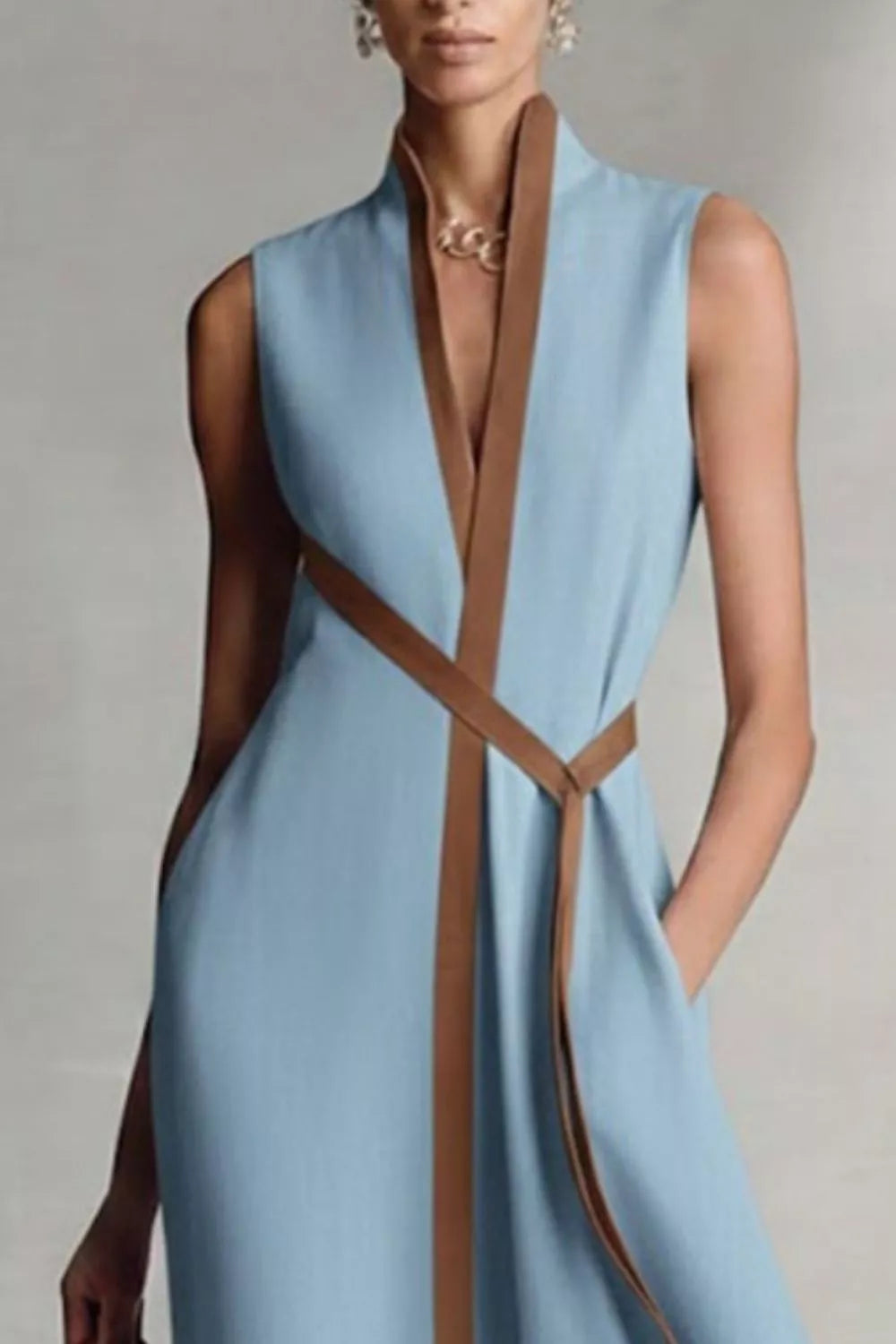 Sleeveless Contrast Trim Midi Dress