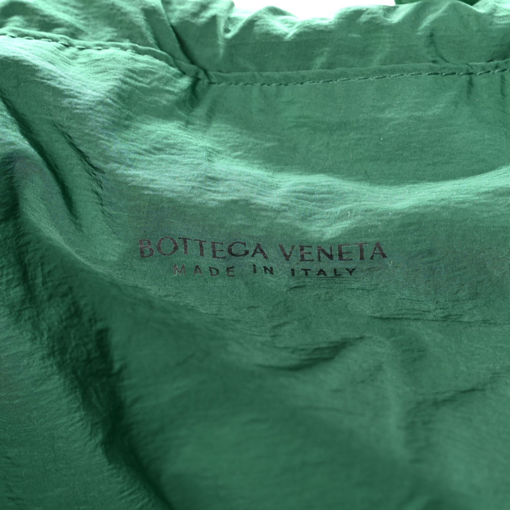 Bottega Veneta The Shell Bag Racing Green French Calfskin Shoulder Bag