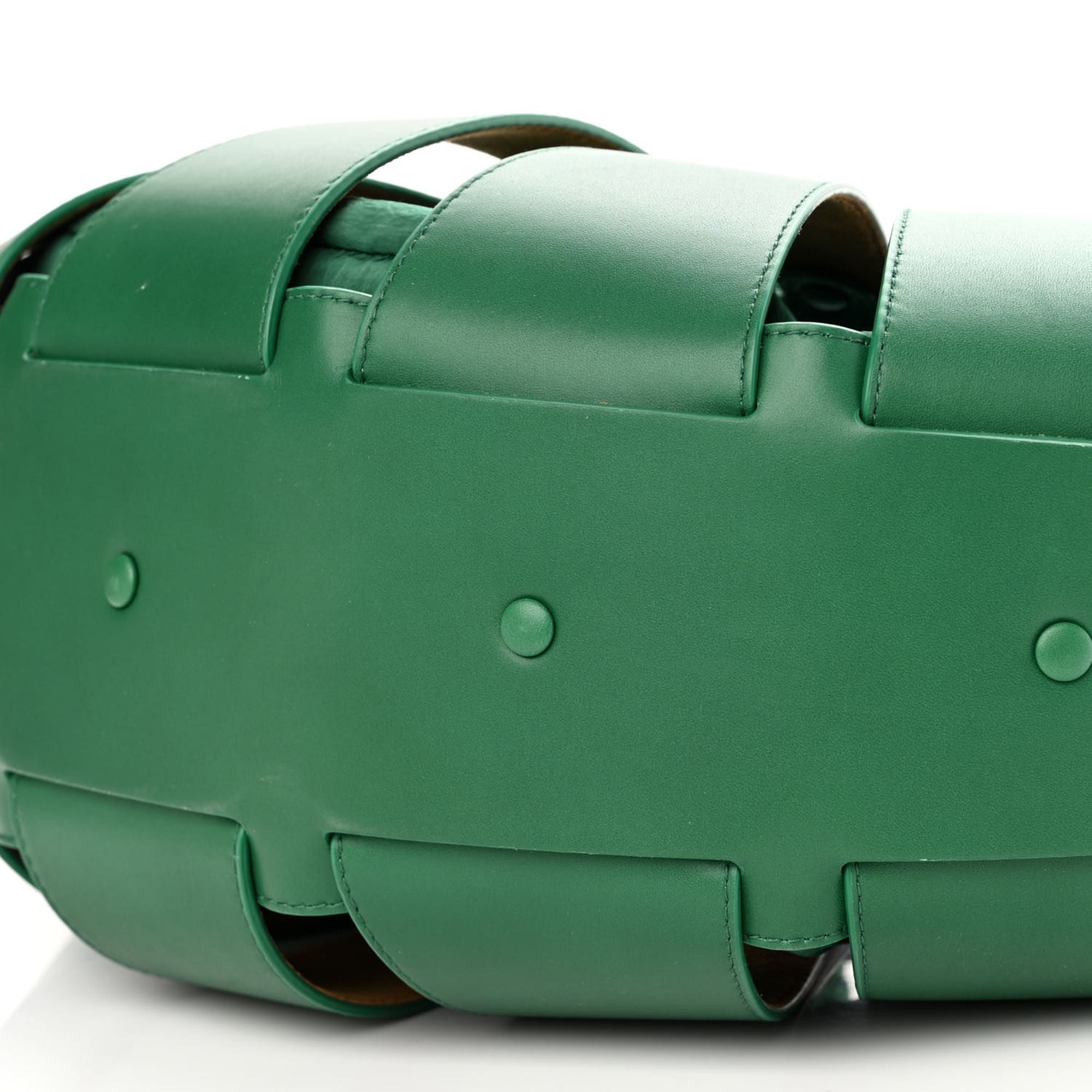 Bottega Veneta The Shell Bag Racing Green French Calfskin Shoulder Bag