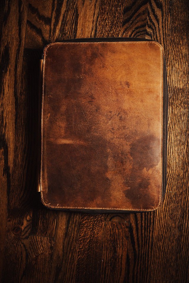 Buffalo Leather MacBook Portfolio - Overture Gifts