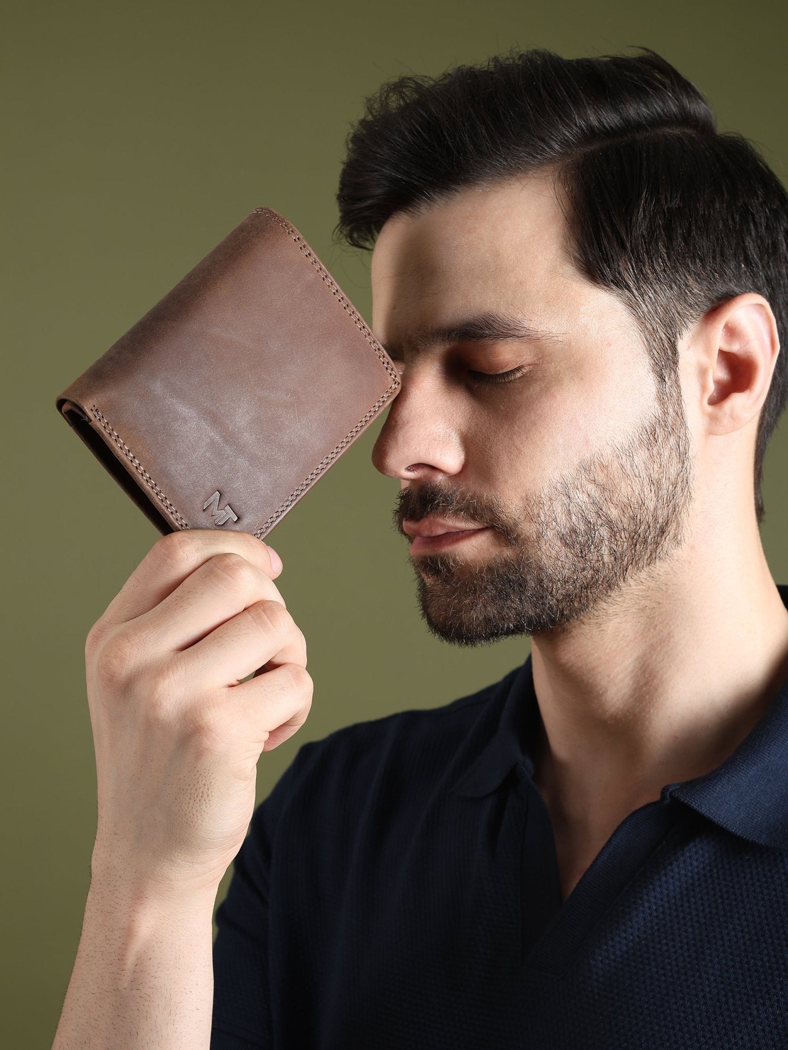 Buffalo Leather Men's Wallet - Vertical - Overture Gifts