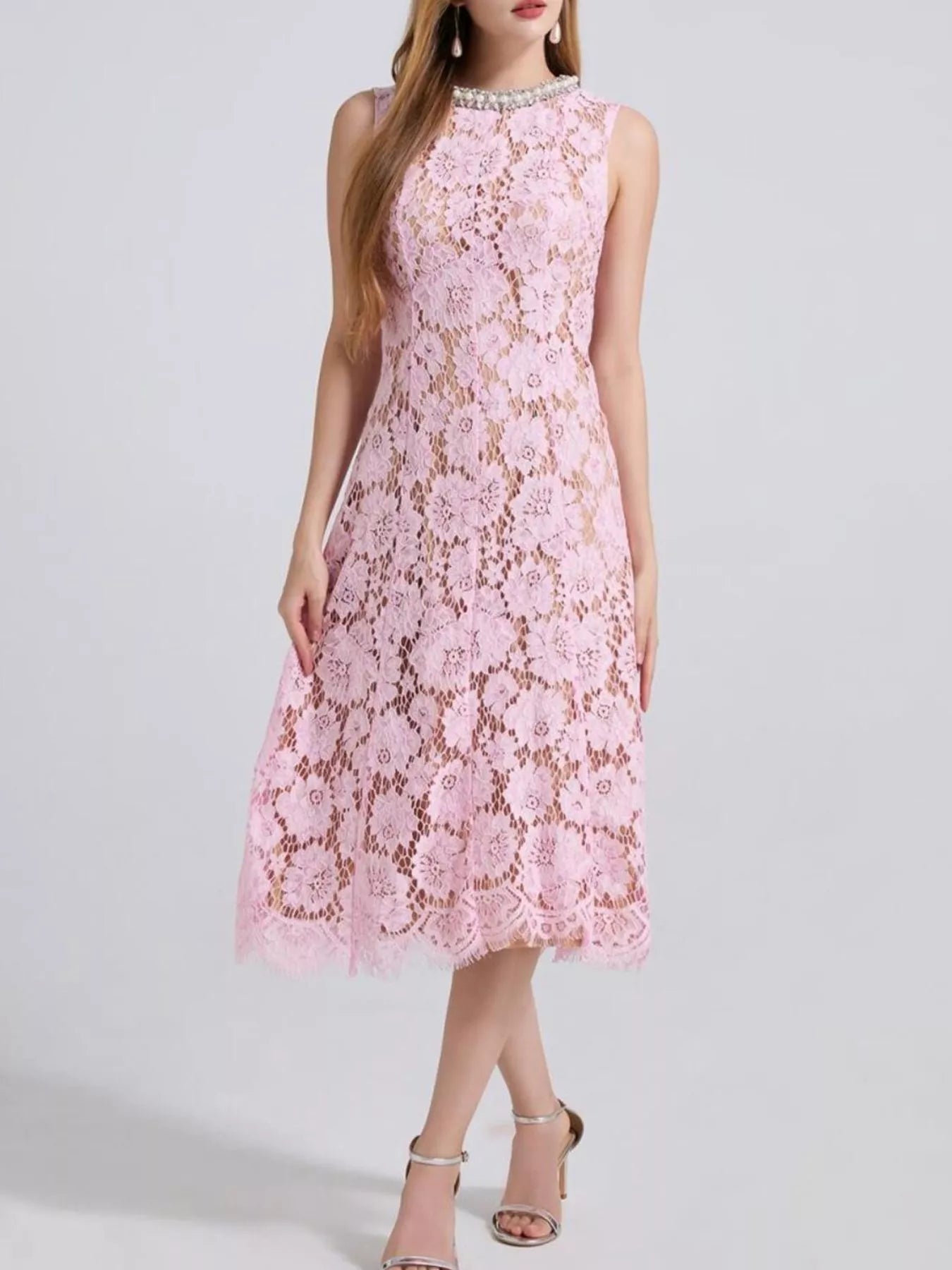 Pearl Neckline Sleeveless Lace Dress