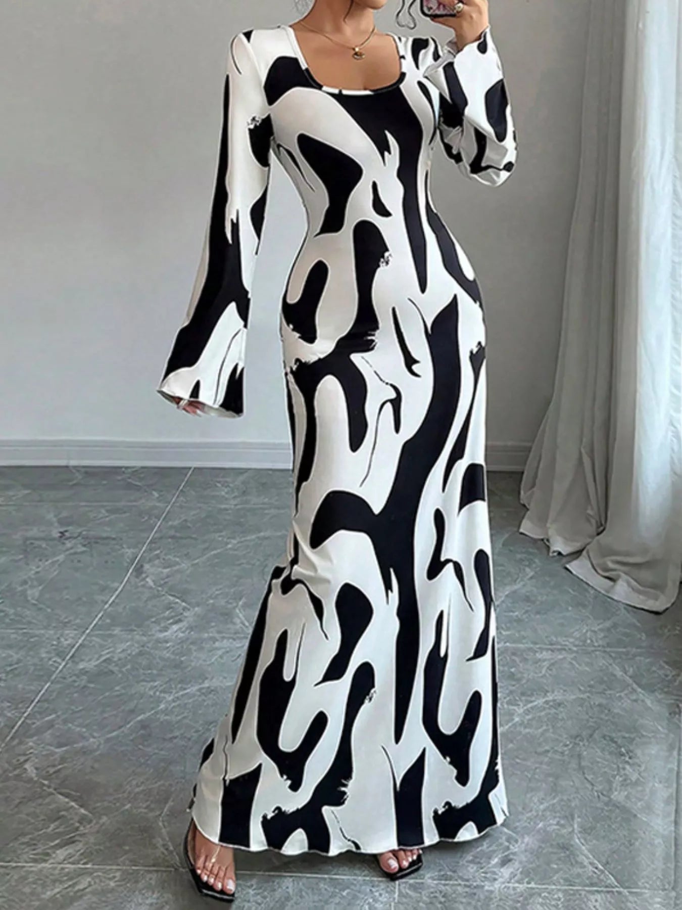 Abstract Print Long Sleeve Maxi Dress