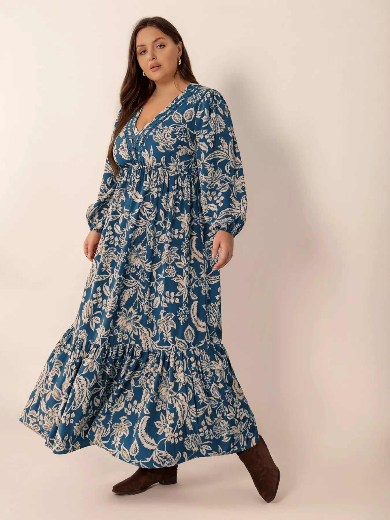 Plus Size Boho Floral Print Long Sleeve Maxi Dress