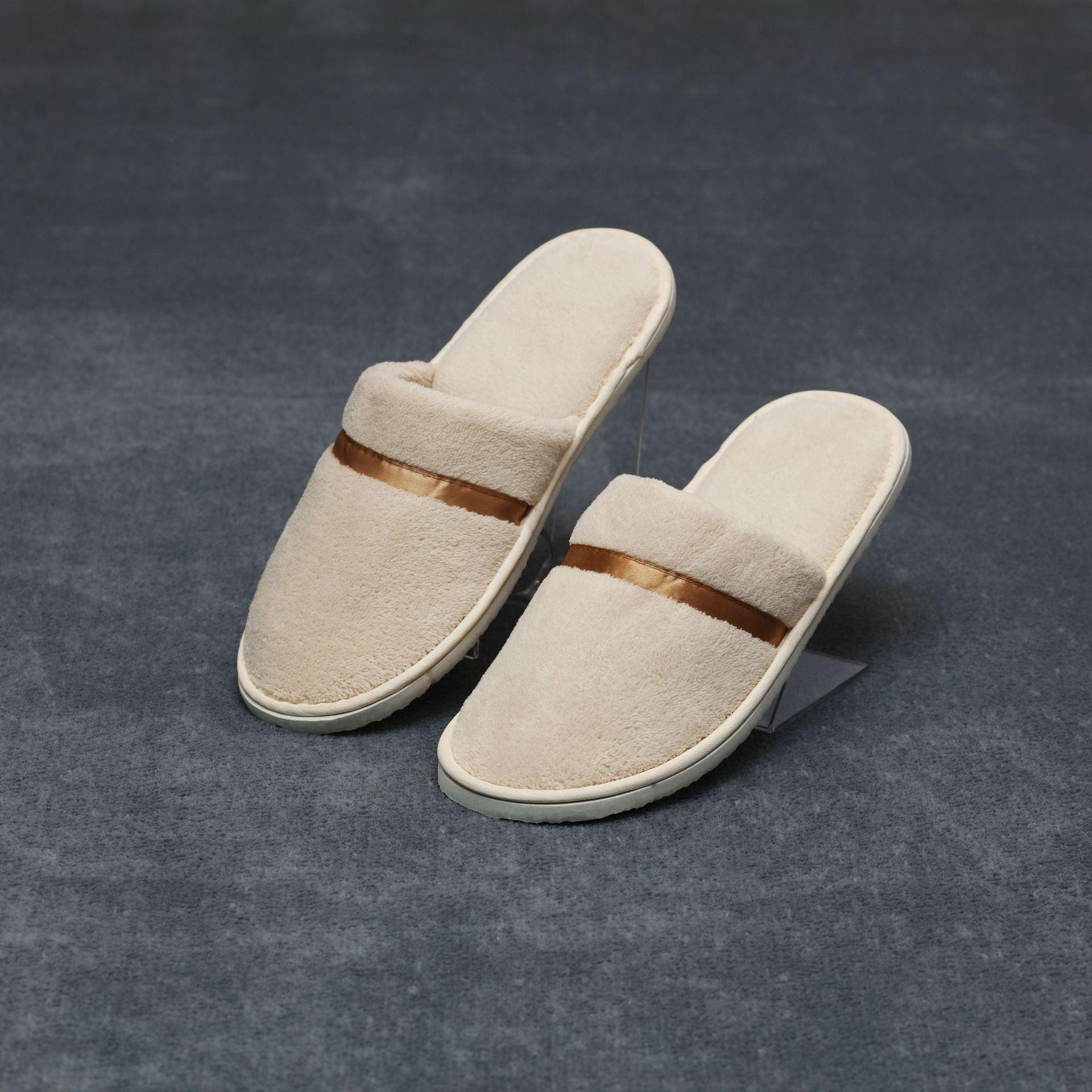 Classic Comfy Plush Slippers Star Thickening Antiskid Hotel Guest Room Home Slip On House Slippers For Women Indoor Outdoor Women's Bedroom Slippers Warm Soft Unisex Slippers - Overture Gifts