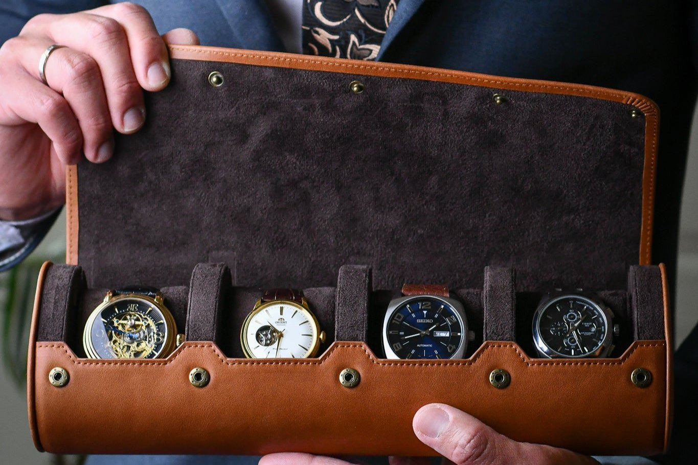 Tawny Brown Full-grain Cow Leather Watch Roll - 4 Watches