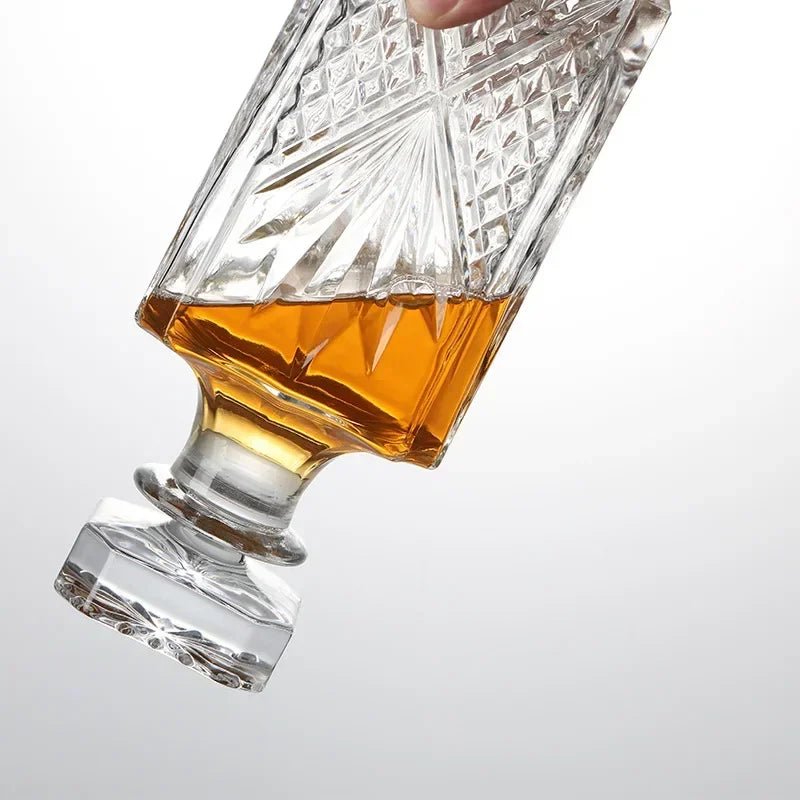 Crystal Glass Whiskey Decanter, Lead-Free, Luxury Barware, Wine Bottle, Home Party, 750ml - Overture Gifts