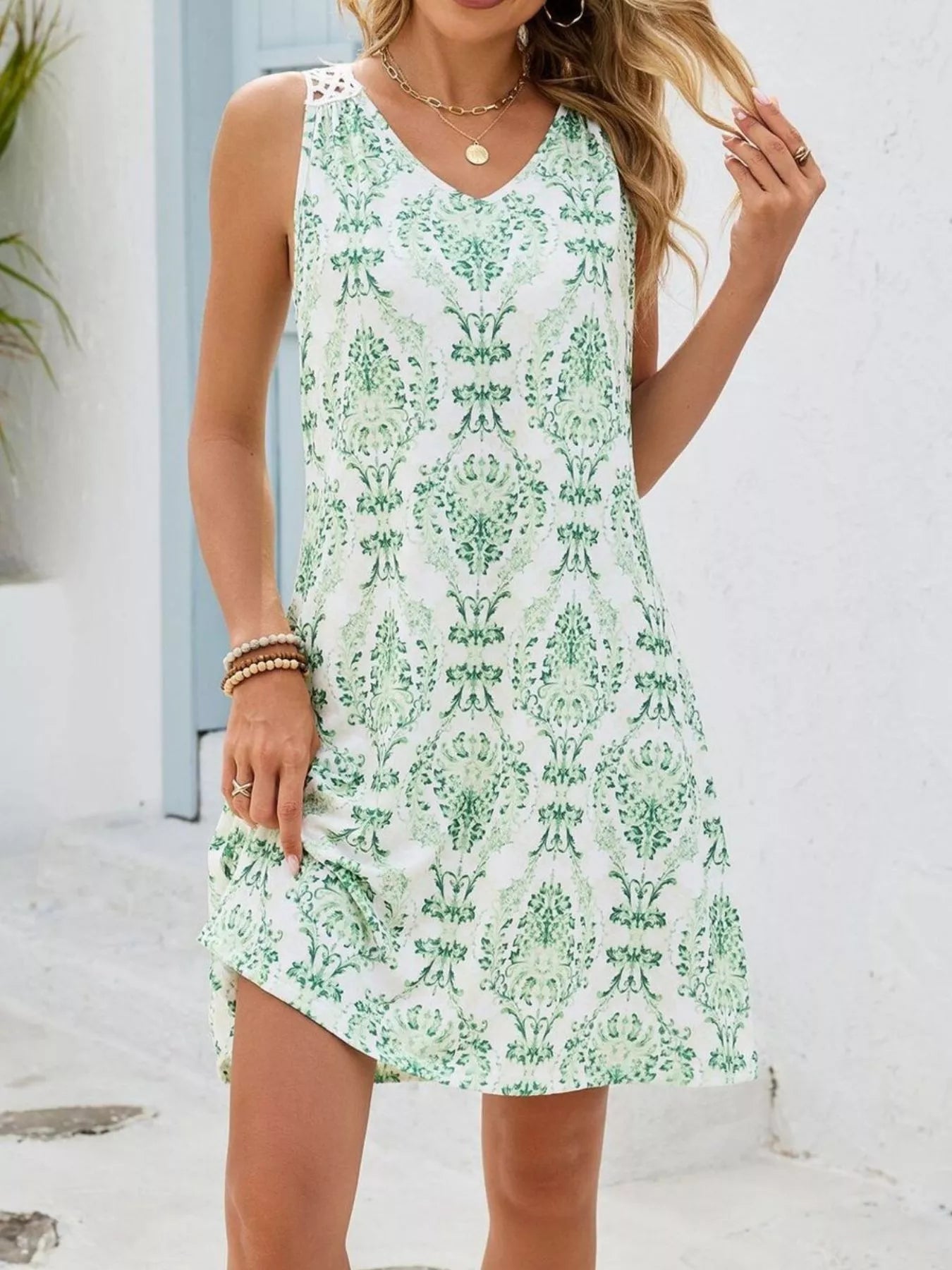 Floral Print V-Neck Crochet Back Mini Dress