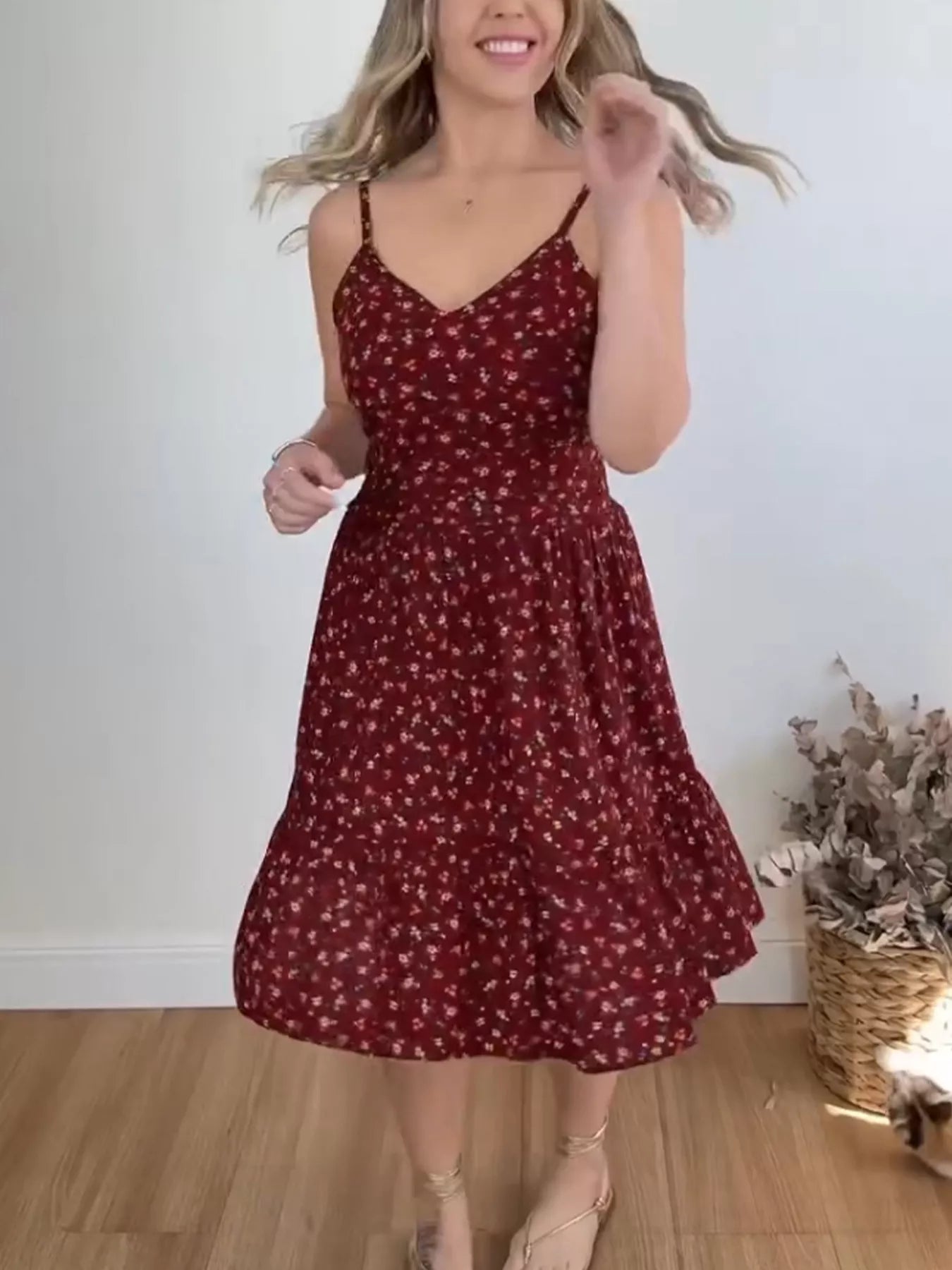 Floral Print Spaghetti Strap Ruffle Hem Dress