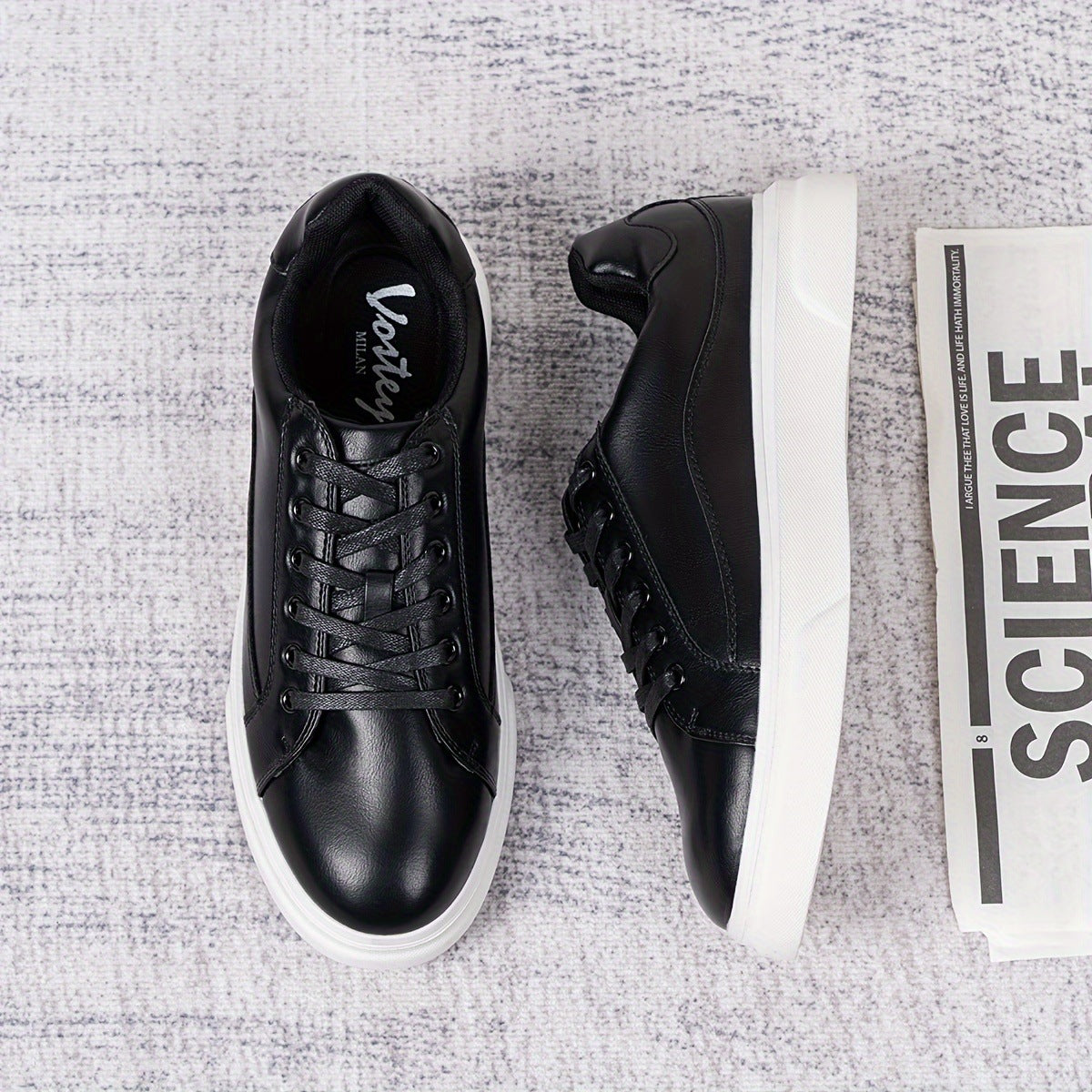 Mens Casual Versatile Leather Sneakers