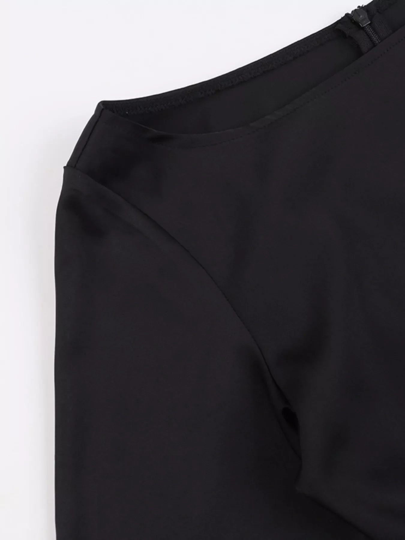 Elegant Mini Dress with Fare Sleeves