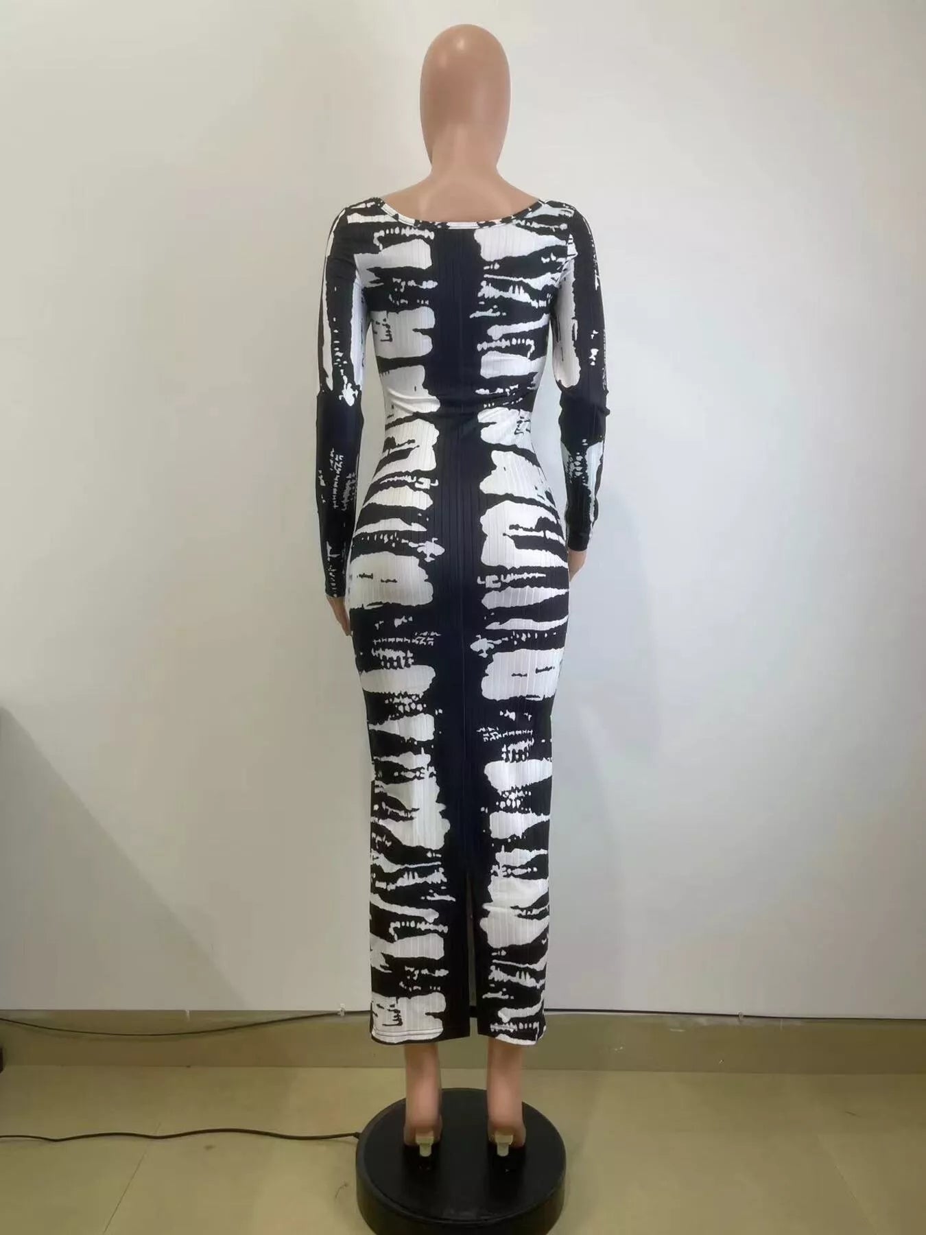 Tie-Dye Long Sleeve Maxi Dress