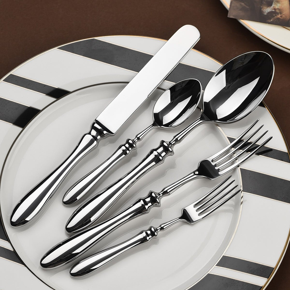 Eleanor Luxury Cutlery Set | 3CARATS - Overture Gifts