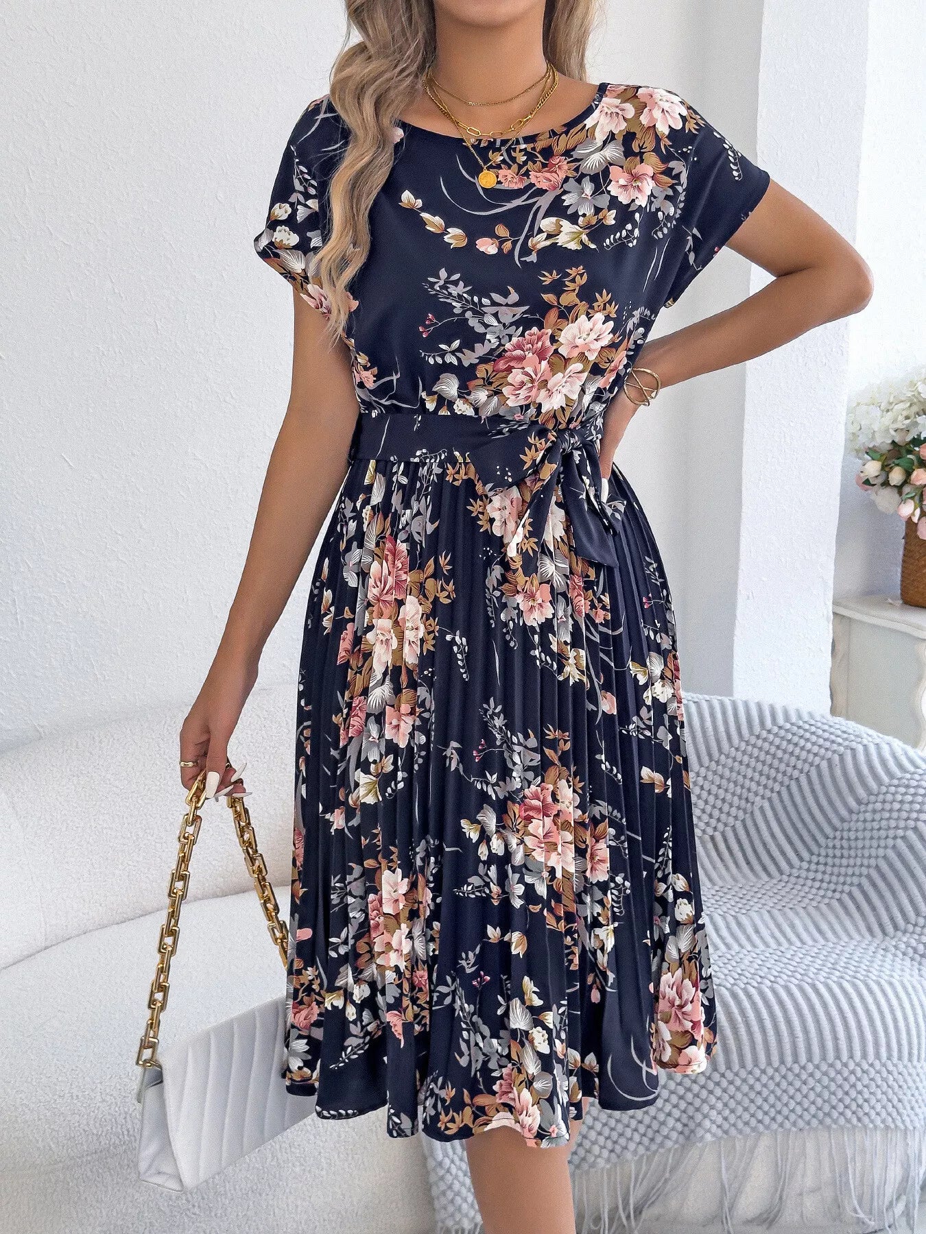Floral Print Pleated A-Line Midi Dress