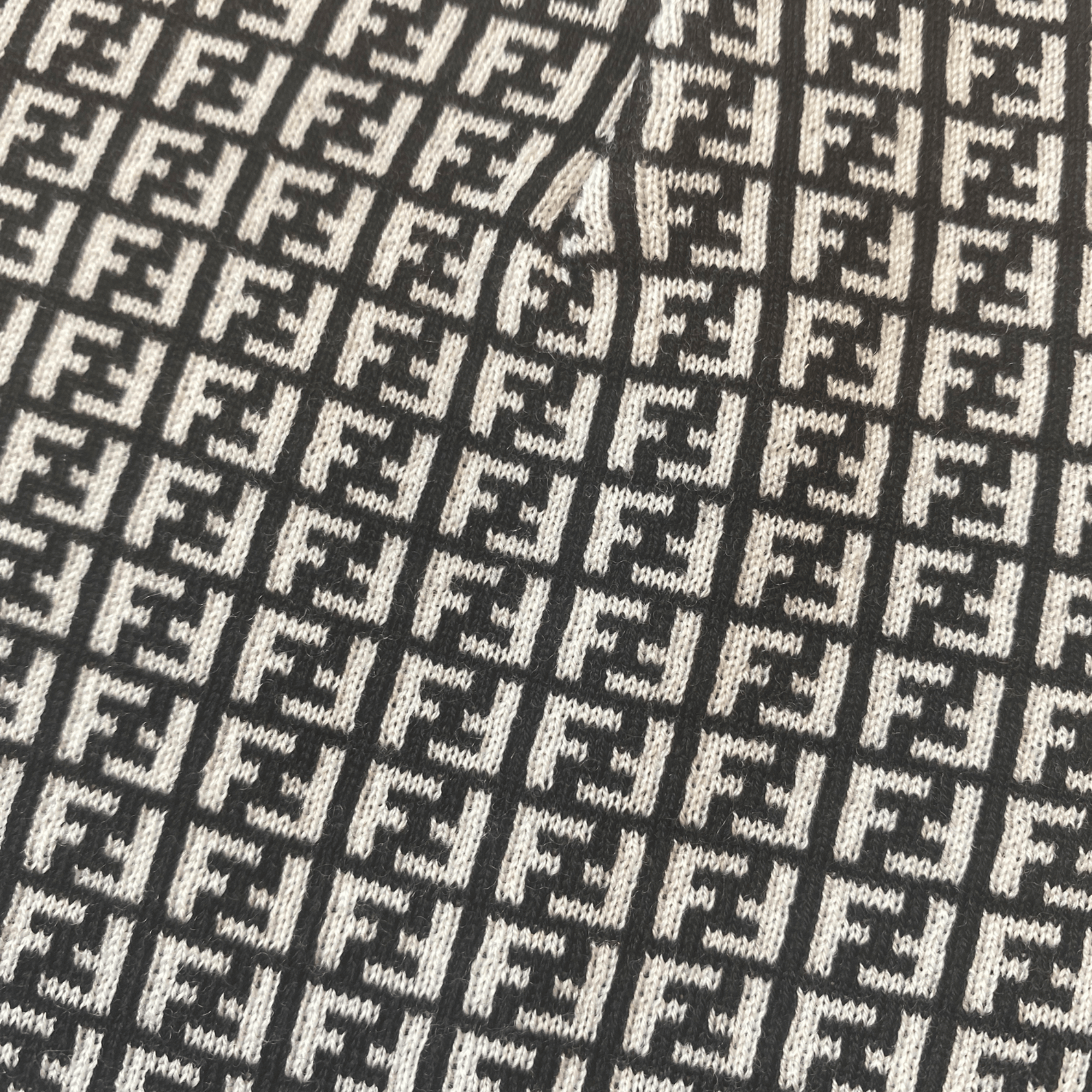 Fendi FF Print Nero and Bianco Knitted Wool Beanie