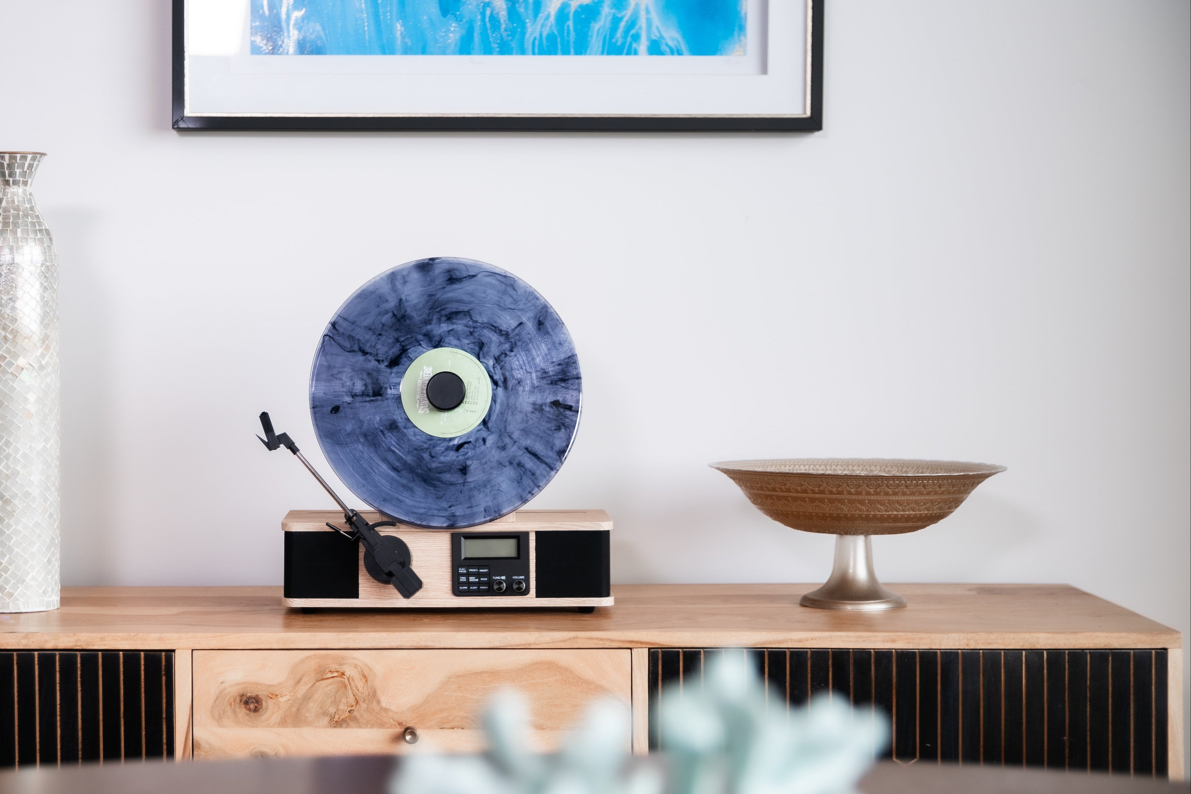 Fuse Wrap Vertical Vinyl Record Player