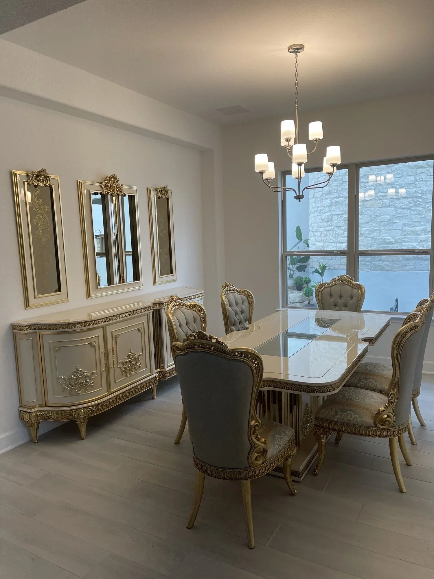 Huma Dining Table