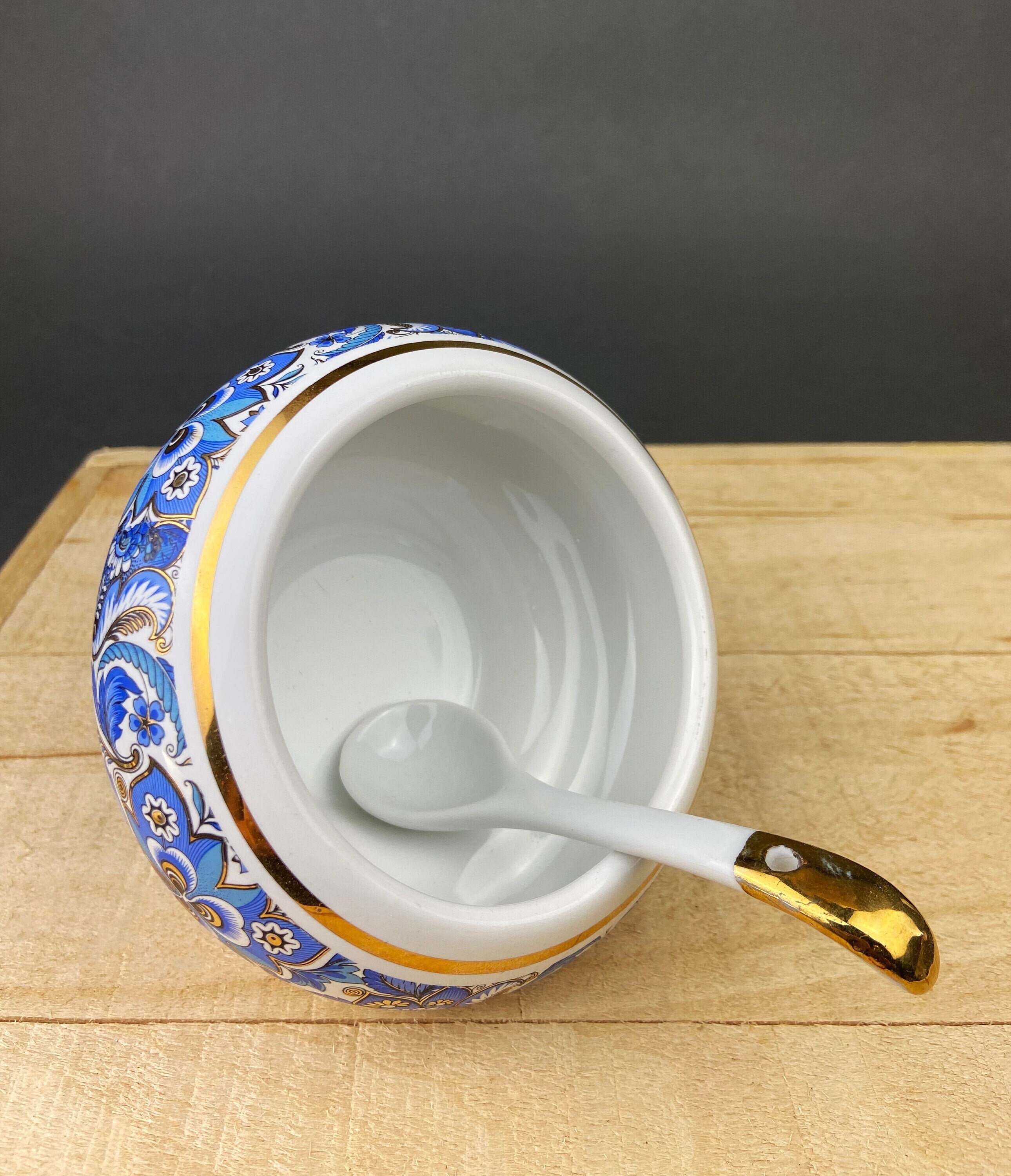 Vintage Italian Sugar Bowl/Bomboniere with Ceramic Spoon. Hand Painted Sugar Jar or Candy Dish. Lavorazione a Mano, Car Bomboniere. Italy.