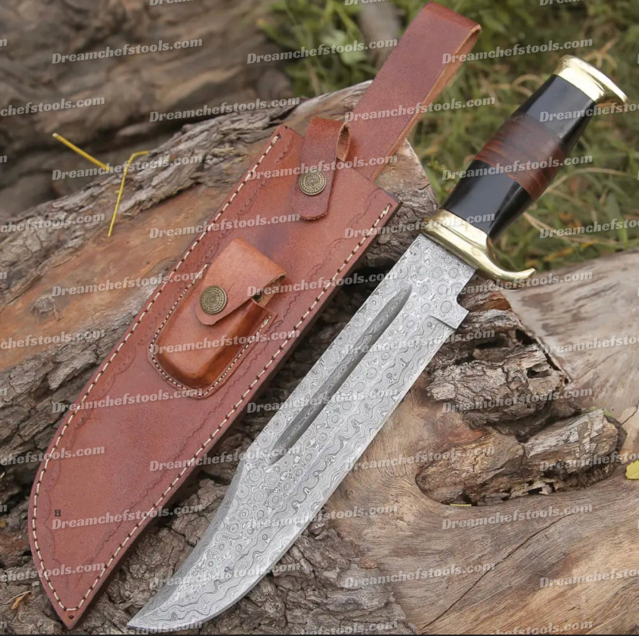 Custom Handmade Damascus Steel Crocodile Dundee Bowie Knife – Brass Guard, Buffalo Horn Handle, Leather Sheath Included