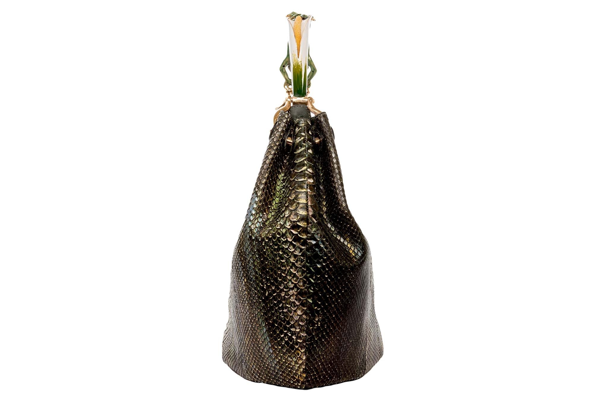 The Bullfrog & Lily Bag