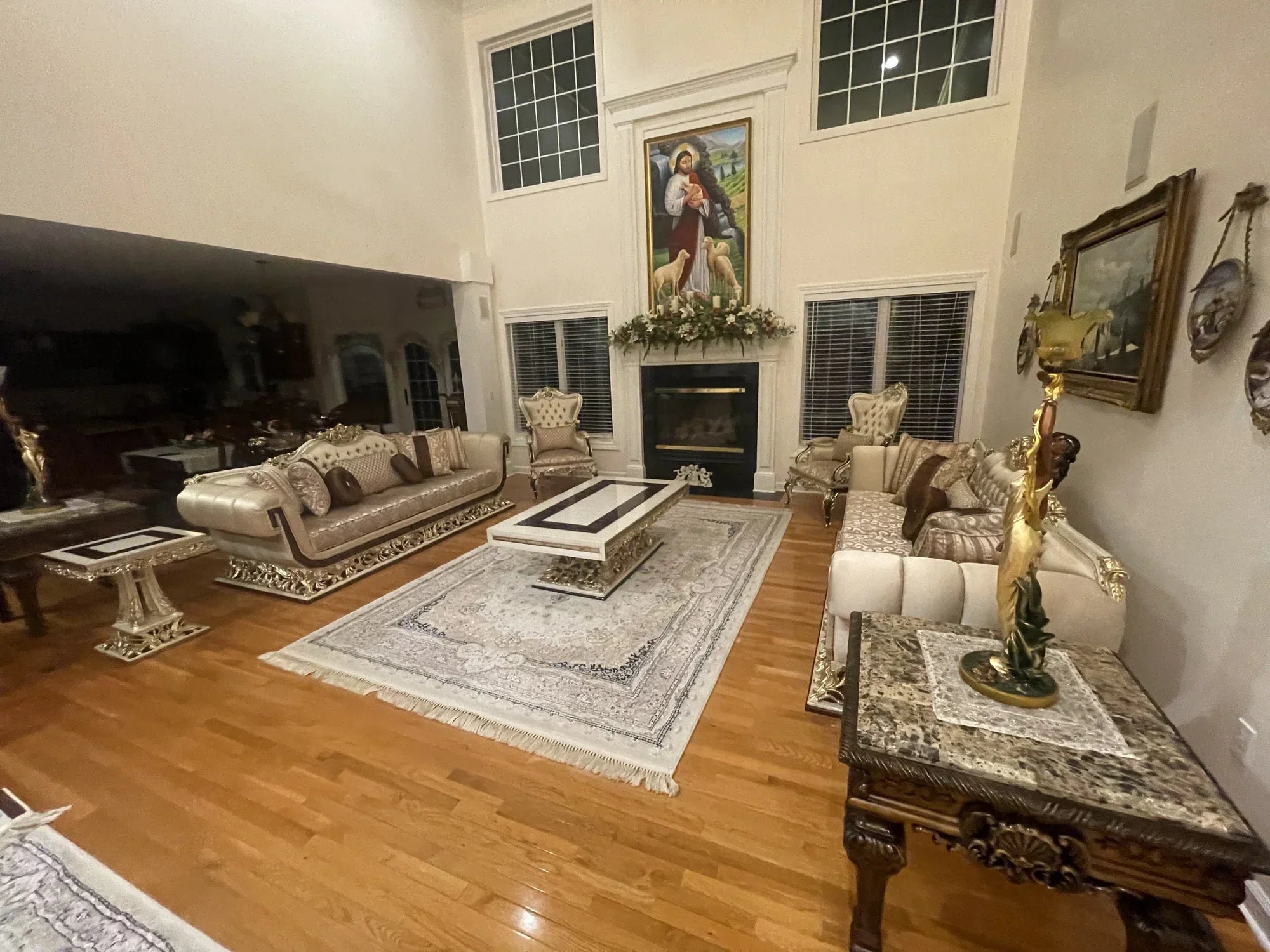 Karina Wow Coffee Table