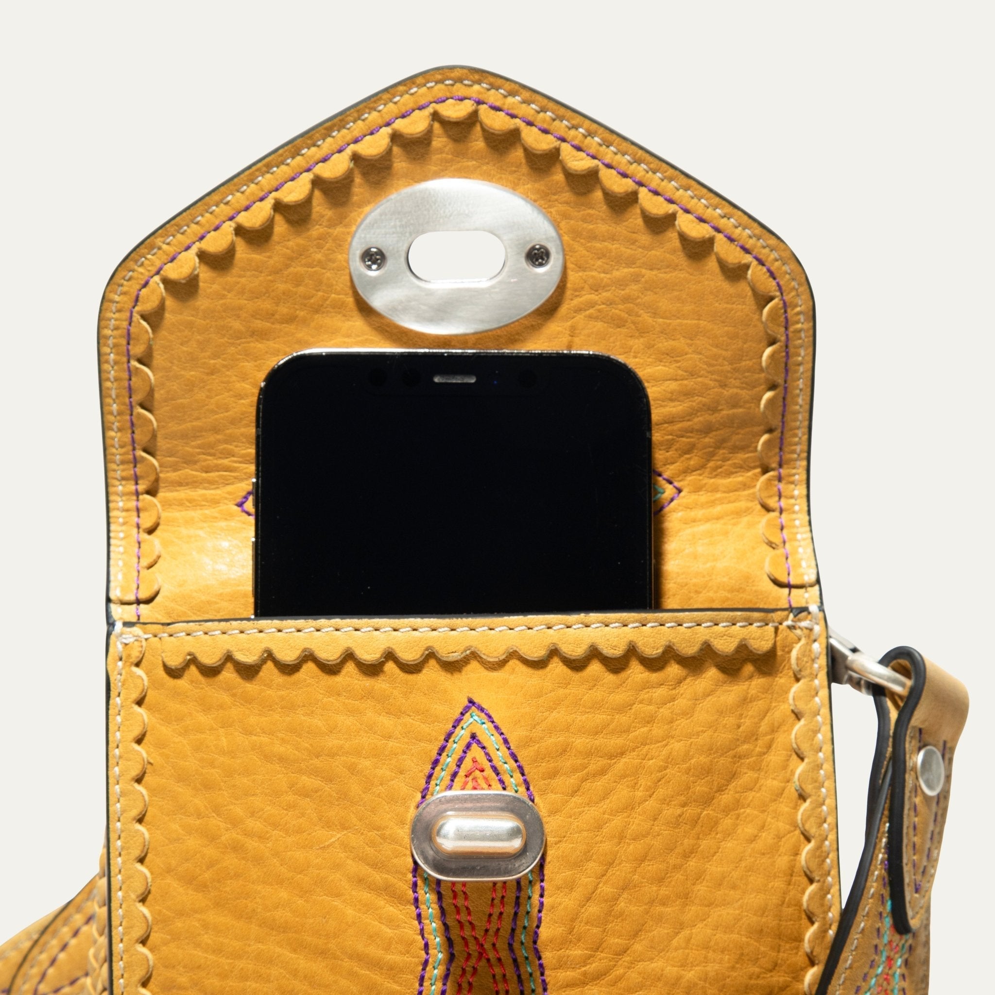LASSO PHONE CROSSBODY - Overture Gifts