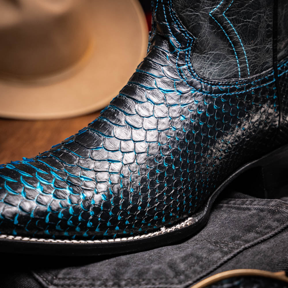 Missouri Black / Blue Boots
