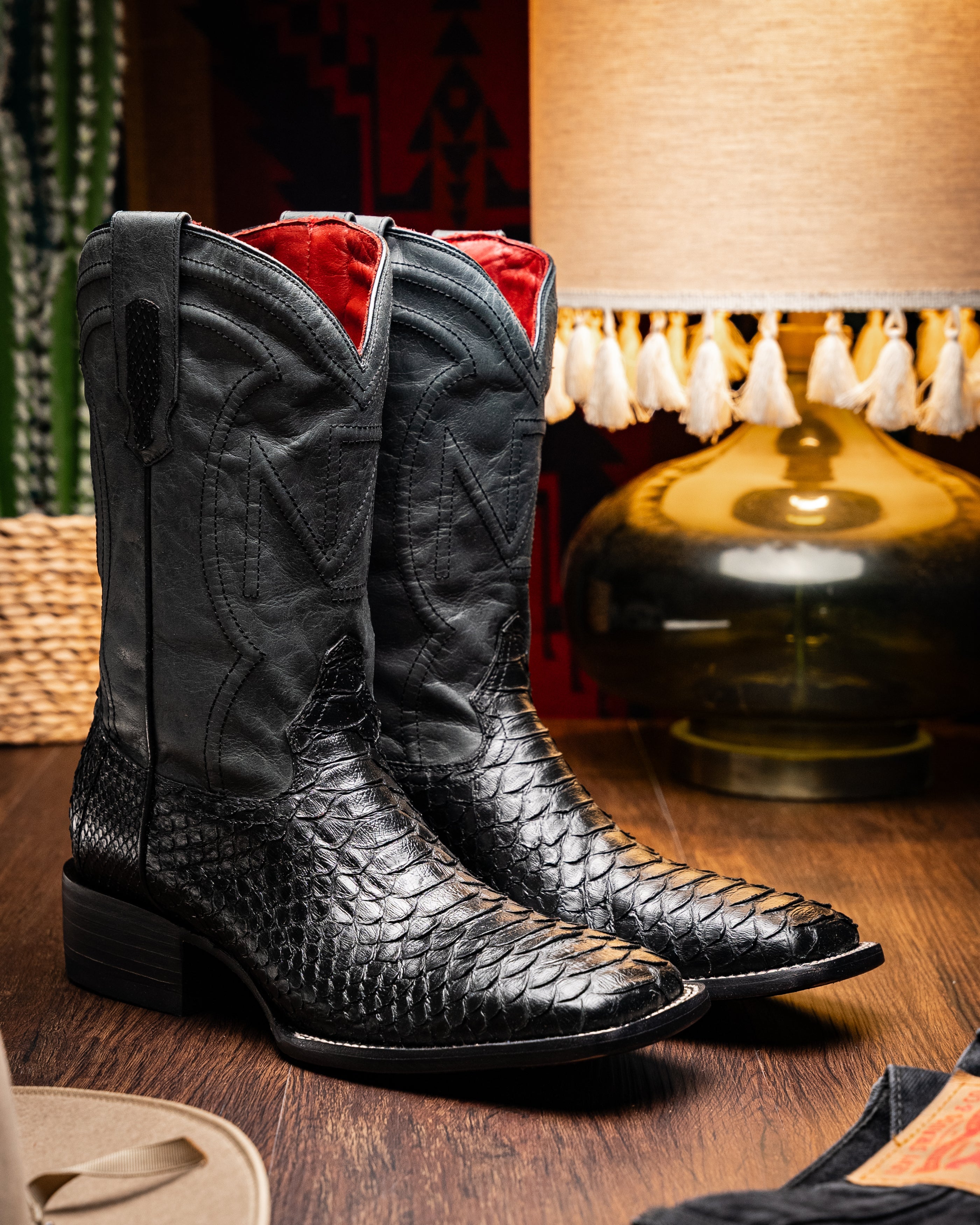 Missouri Black Boots