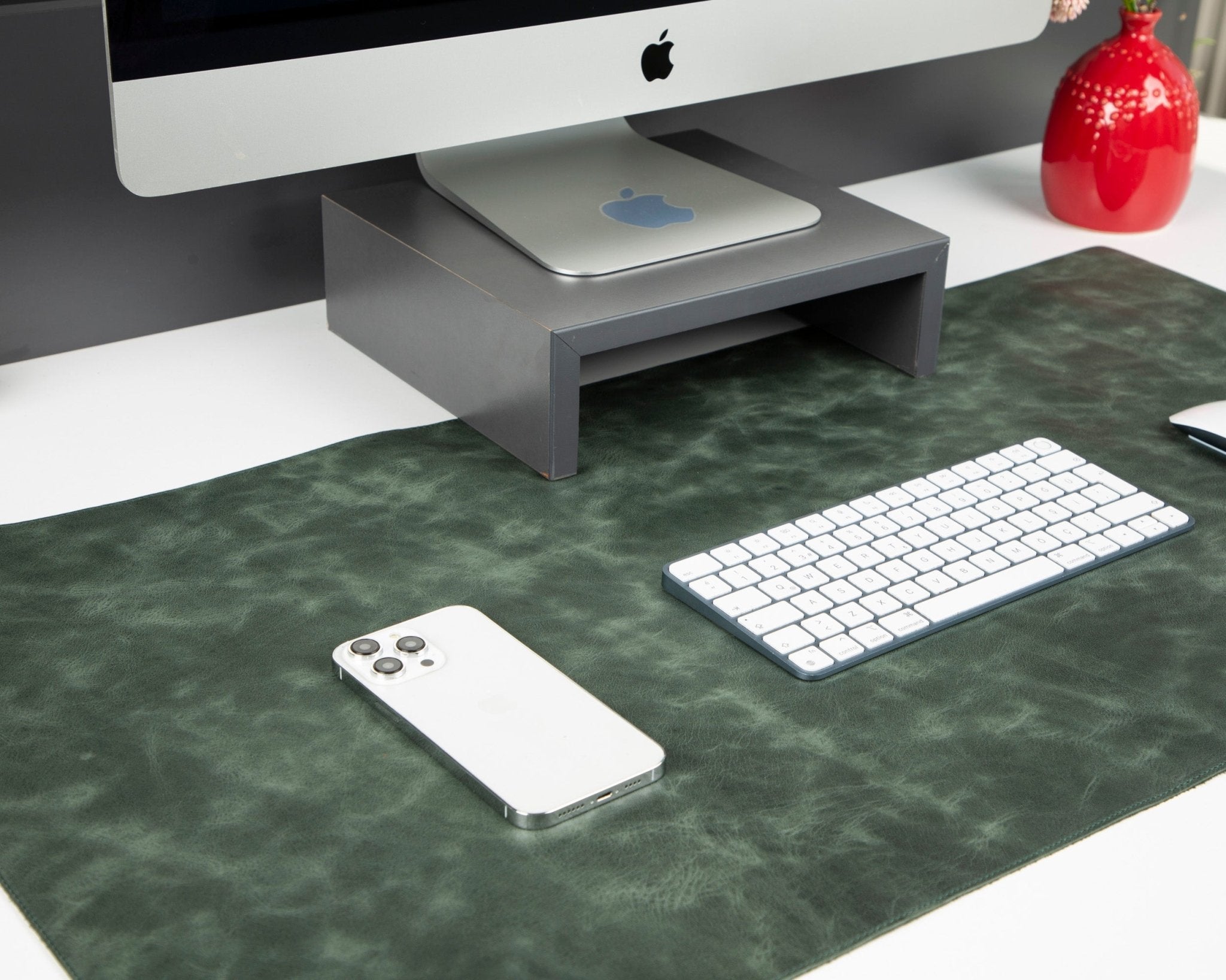Natural Leather Desk Mat (91 cm x 48 cm) - Overture Gifts