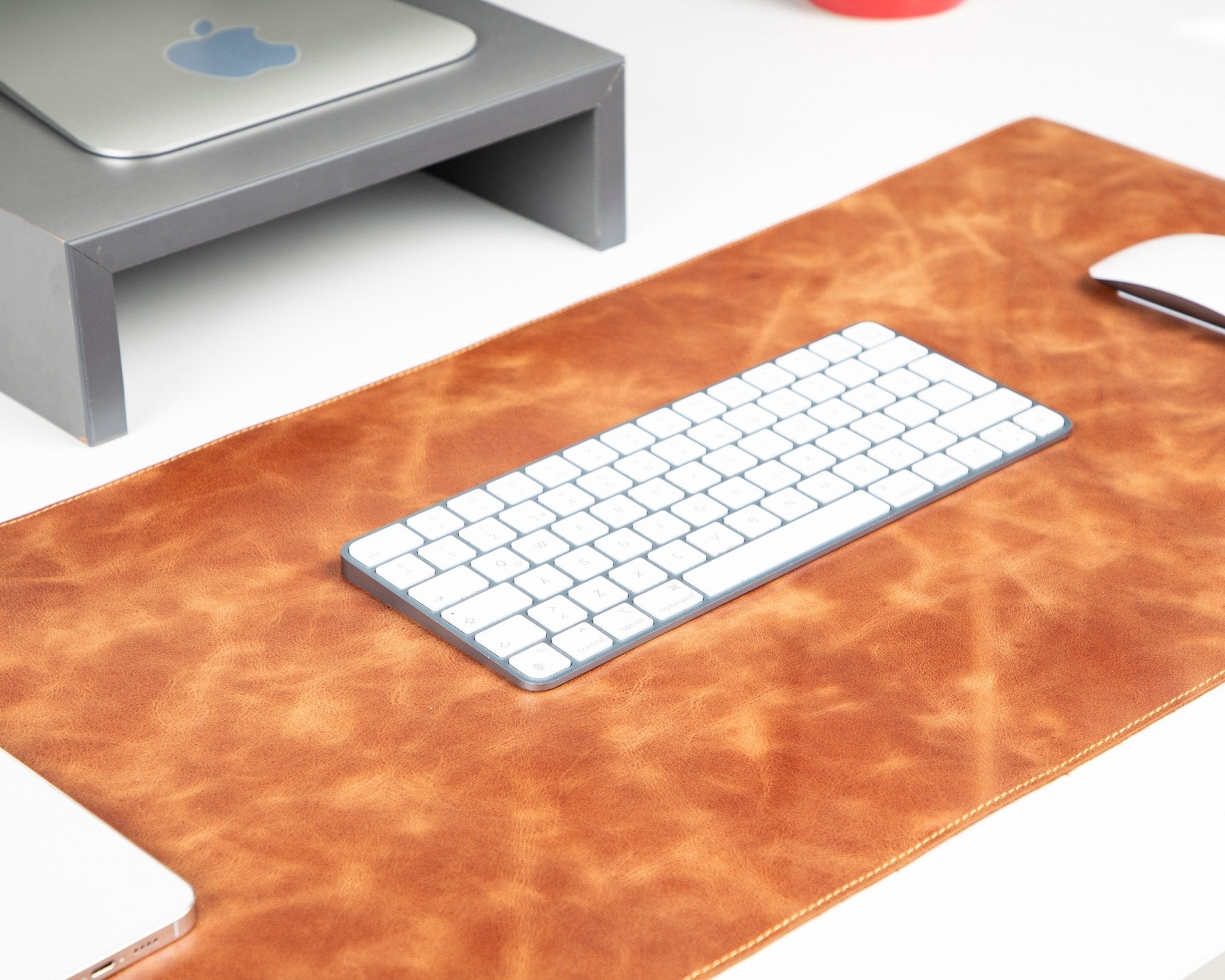 Natural Leather Desk Mat (91 cm x 48 cm) - Overture Gifts