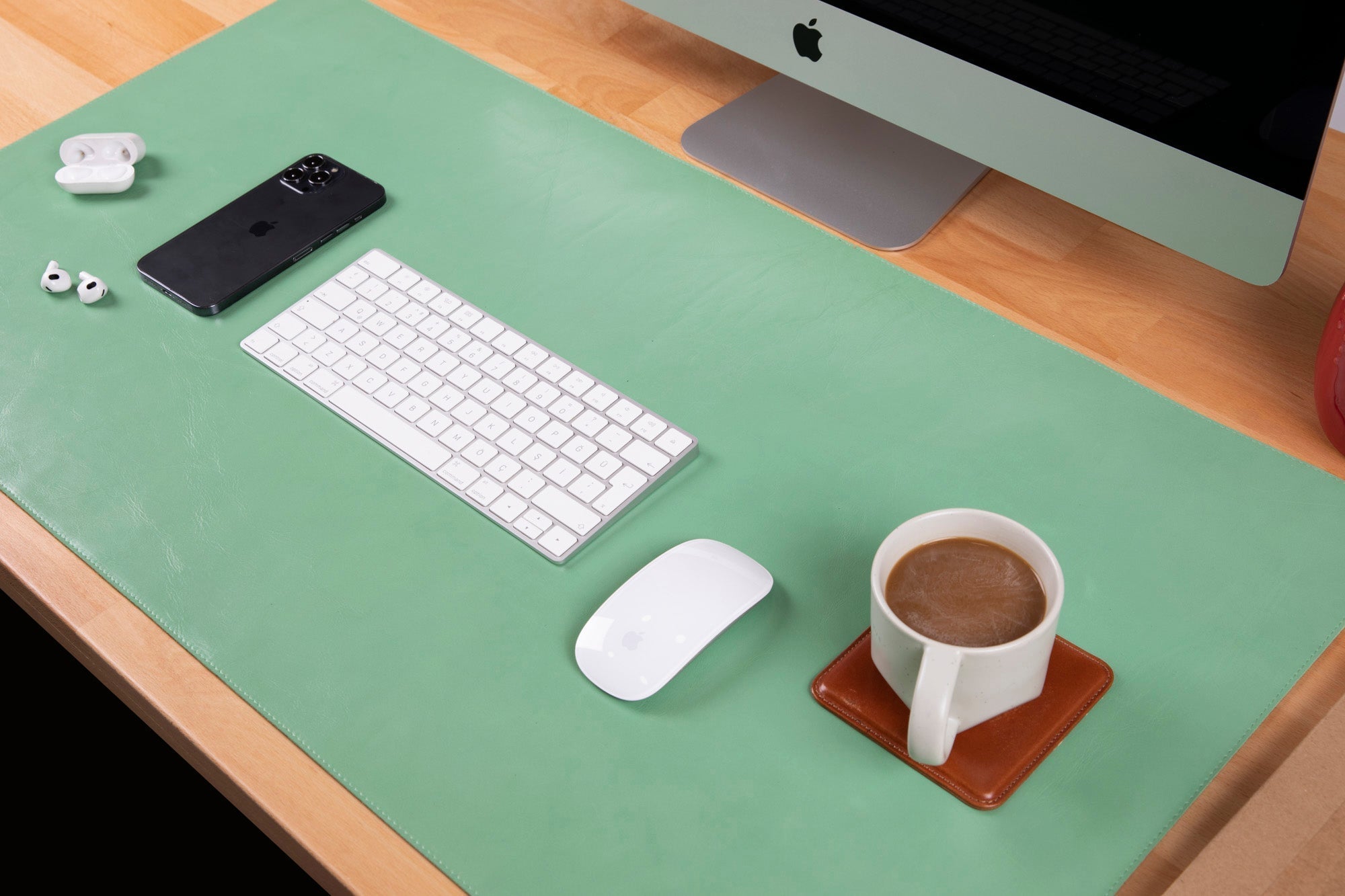 Natural Leather Desk Mat (91 cm x 48 cm) - Overture Gifts