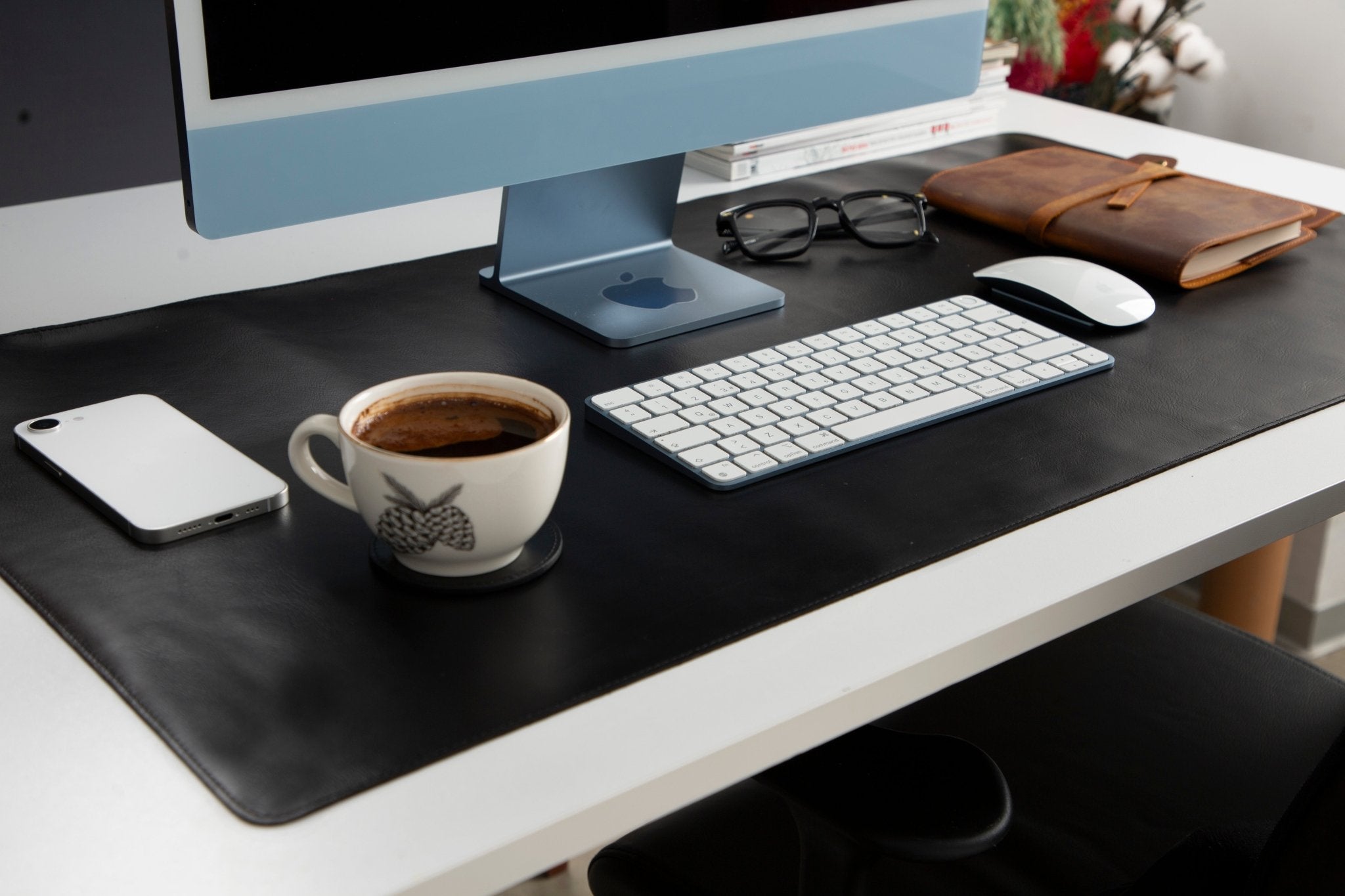 Natural Leather Desk Mat (91 cm x 48 cm) - Overture Gifts