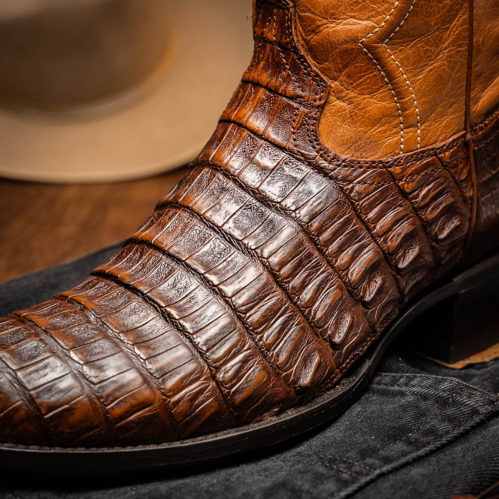 Phoenix Aged Maple Boots