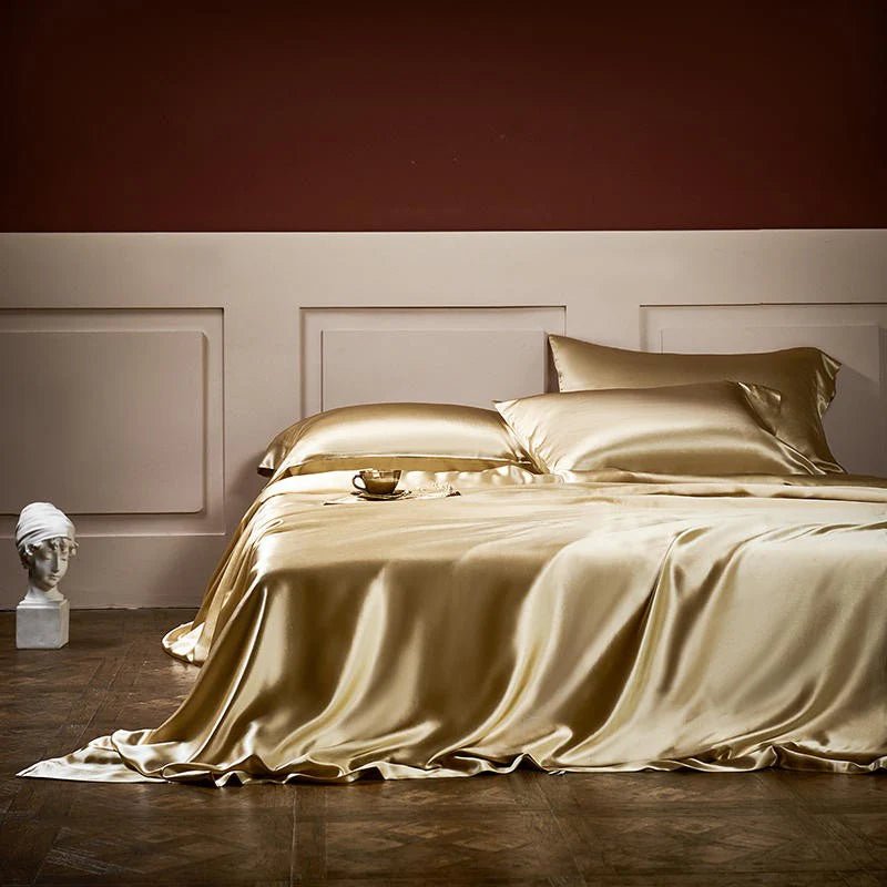 Royalis Rose Gold Luxury Pure Mulberry Silk Bedding Set | 3CARATS - Overture Gifts