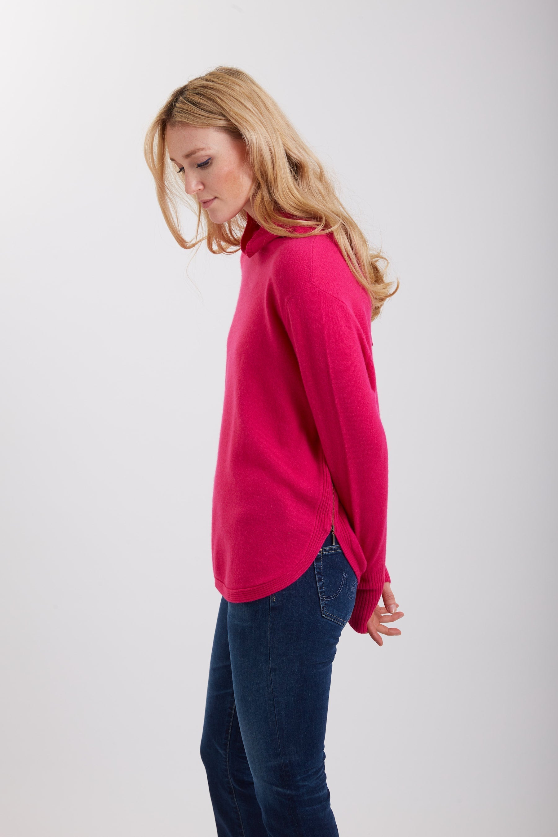 Classic Cashmere Funnel Neck Zipper with Curved Hem #191108